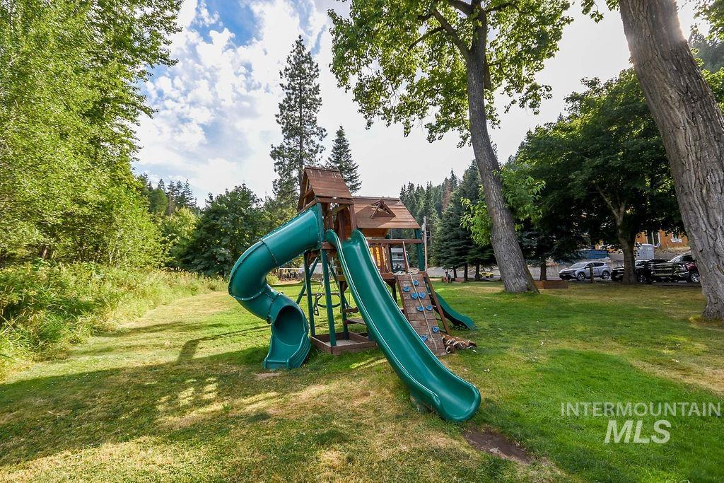 23379 High Dr, Worley, Idaho 83876, 2 Bedrooms, 1 Bathroom, Residential For Sale, Price $359,000,MLS 98954644