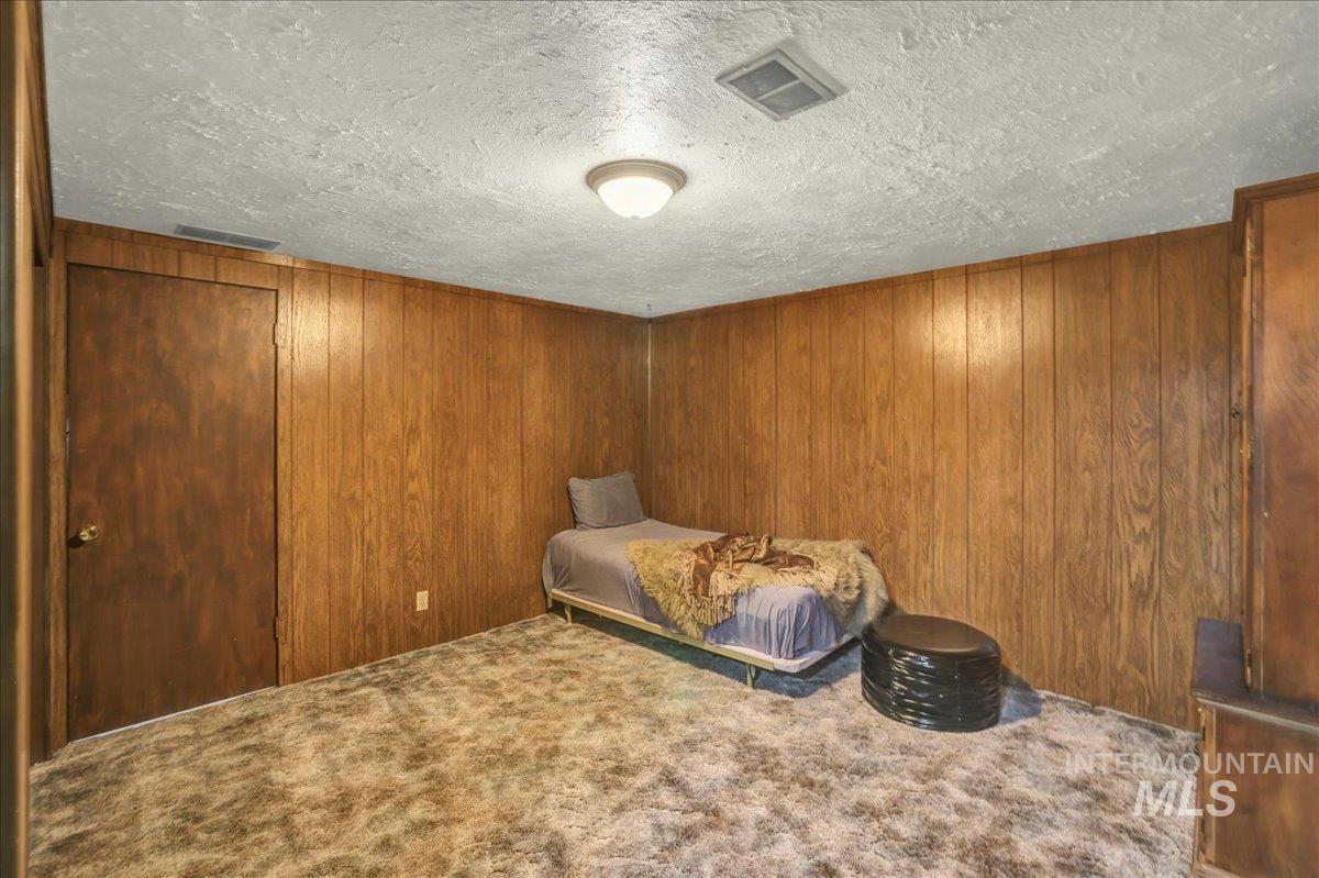 975 Desert View Drive, Twin Falls, Idaho 83301, 4 Bedrooms, 2 Bathrooms, Residential For Sale, Price $449,000,MLS 98954650