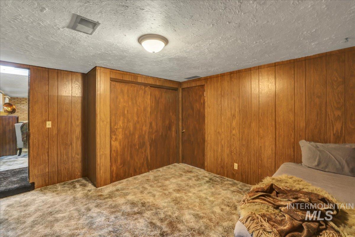 975 Desert View Drive, Twin Falls, Idaho 83301, 4 Bedrooms, 2 Bathrooms, Residential For Sale, Price $449,000,MLS 98954650