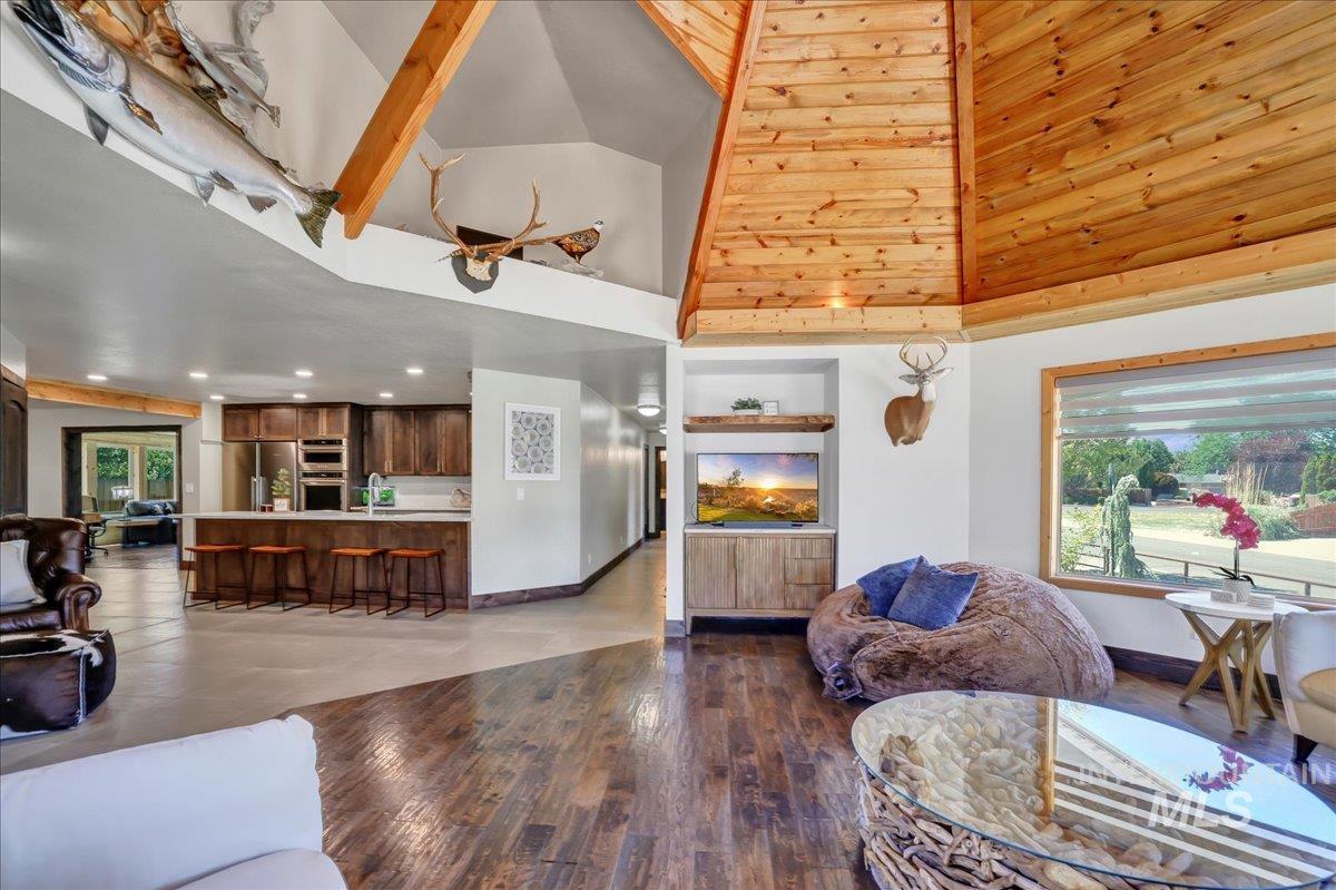 2630 Paintbrush Drive, Twin Falls, Idaho 83301, 3 Bedrooms, 2 Bathrooms, Residential For Sale, Price $535,000,MLS 98954690