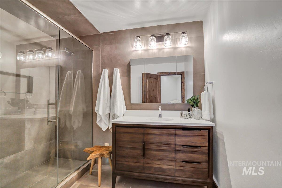 2630 Paintbrush Drive, Twin Falls, Idaho 83301, 3 Bedrooms, 2 Bathrooms, Residential For Sale, Price $535,000,MLS 98954690