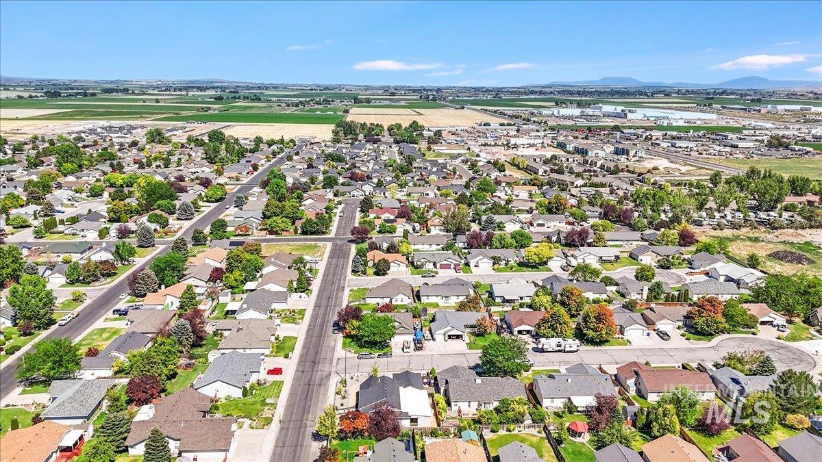 2630 Paintbrush Drive, Twin Falls, Idaho 83301, 3 Bedrooms, 2 Bathrooms, Residential For Sale, Price $535,000,MLS 98954690