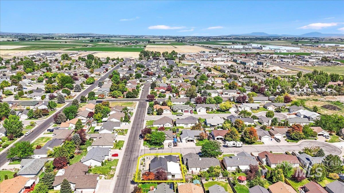 2630 Paintbrush Drive, Twin Falls, Idaho 83301, 3 Bedrooms, 2 Bathrooms, Residential For Sale, Price $535,000,MLS 98954690