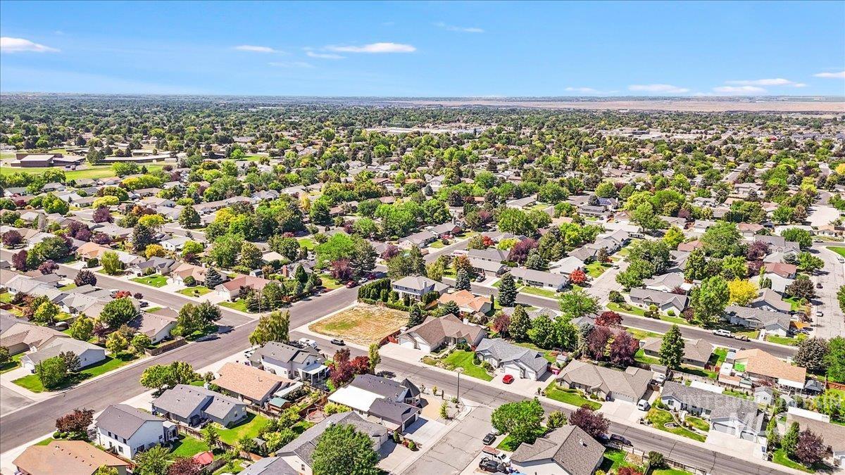 2630 Paintbrush Drive, Twin Falls, Idaho 83301, 3 Bedrooms, 2 Bathrooms, Residential For Sale, Price $535,000,MLS 98954690