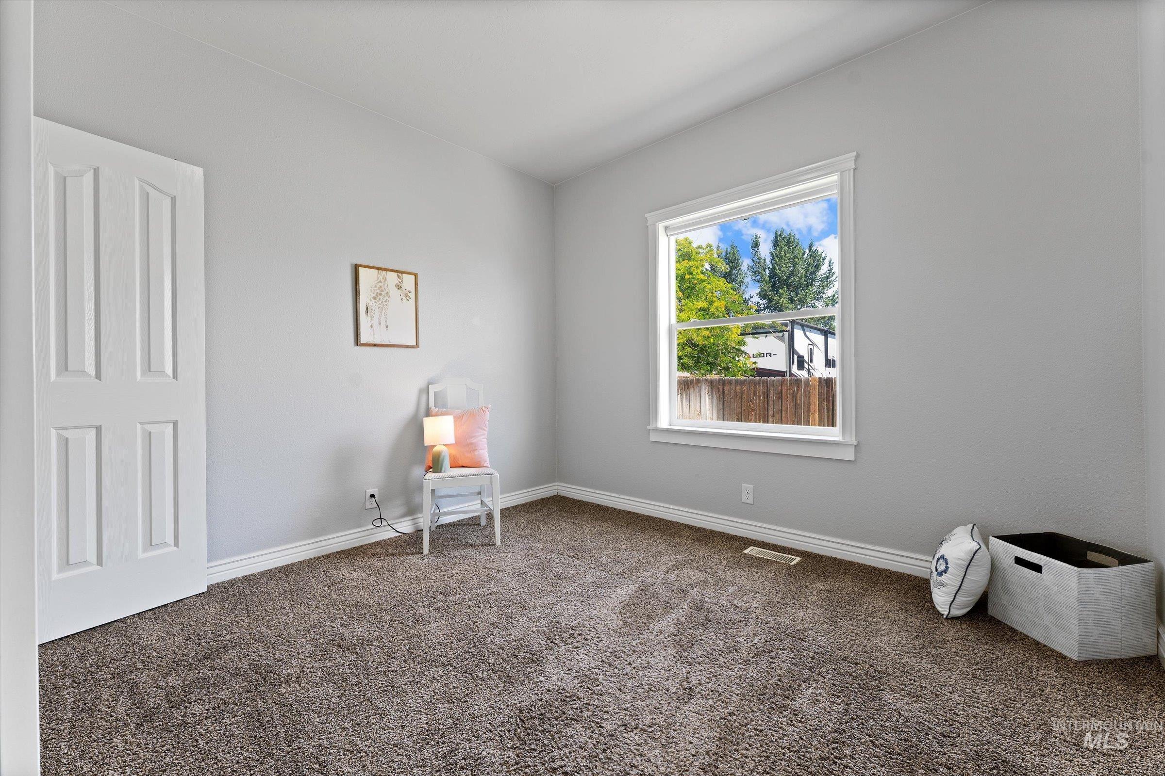 760 SW Josephine, Mountain Home, Idaho 83647, 3 Bedrooms, 2 Bathrooms, Residential For Sale, Price $343,000,MLS 98954767