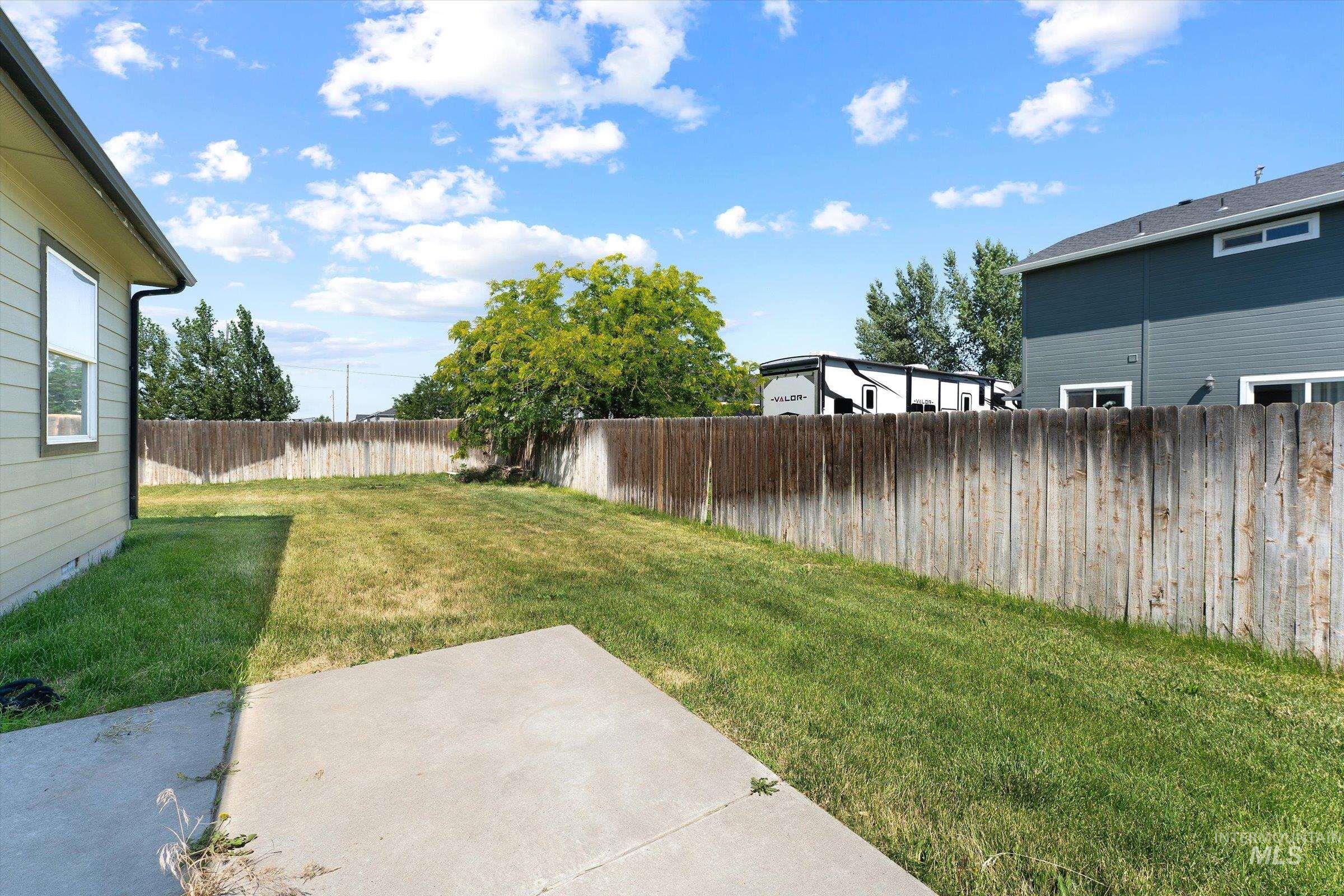 760 SW Josephine, Mountain Home, Idaho 83647, 3 Bedrooms, 2 Bathrooms, Residential For Sale, Price $343,000,MLS 98954767