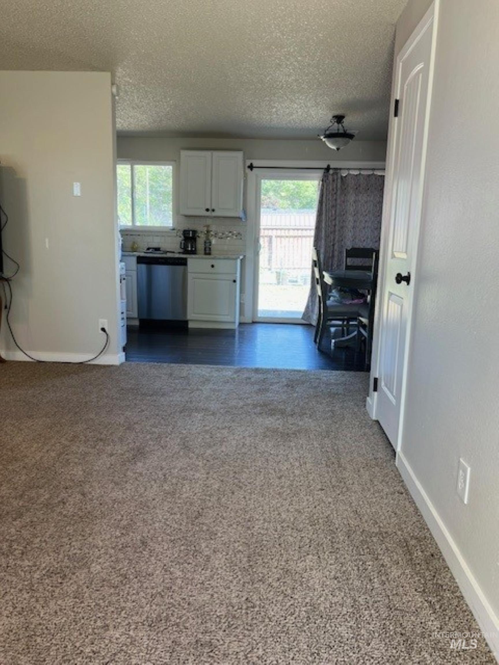 405 Live Oak Avenue, Marsing, Idaho 83639, 3 Bedrooms, 1 Bathroom, Residential For Sale, Price $300,000,MLS 98954877