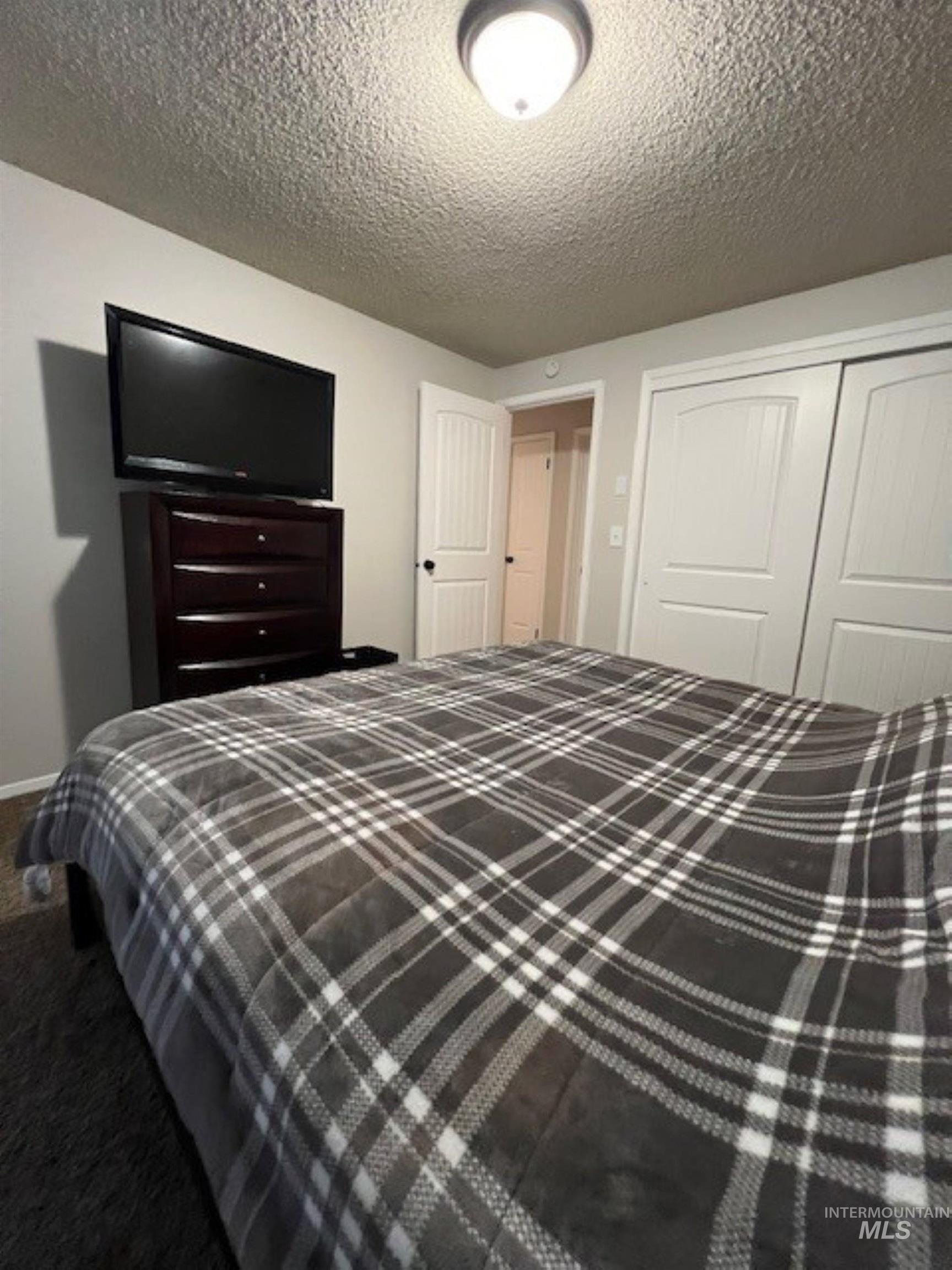 405 Live Oak Avenue, Marsing, Idaho 83639, 3 Bedrooms, 1 Bathroom, Residential For Sale, Price $300,000,MLS 98954877