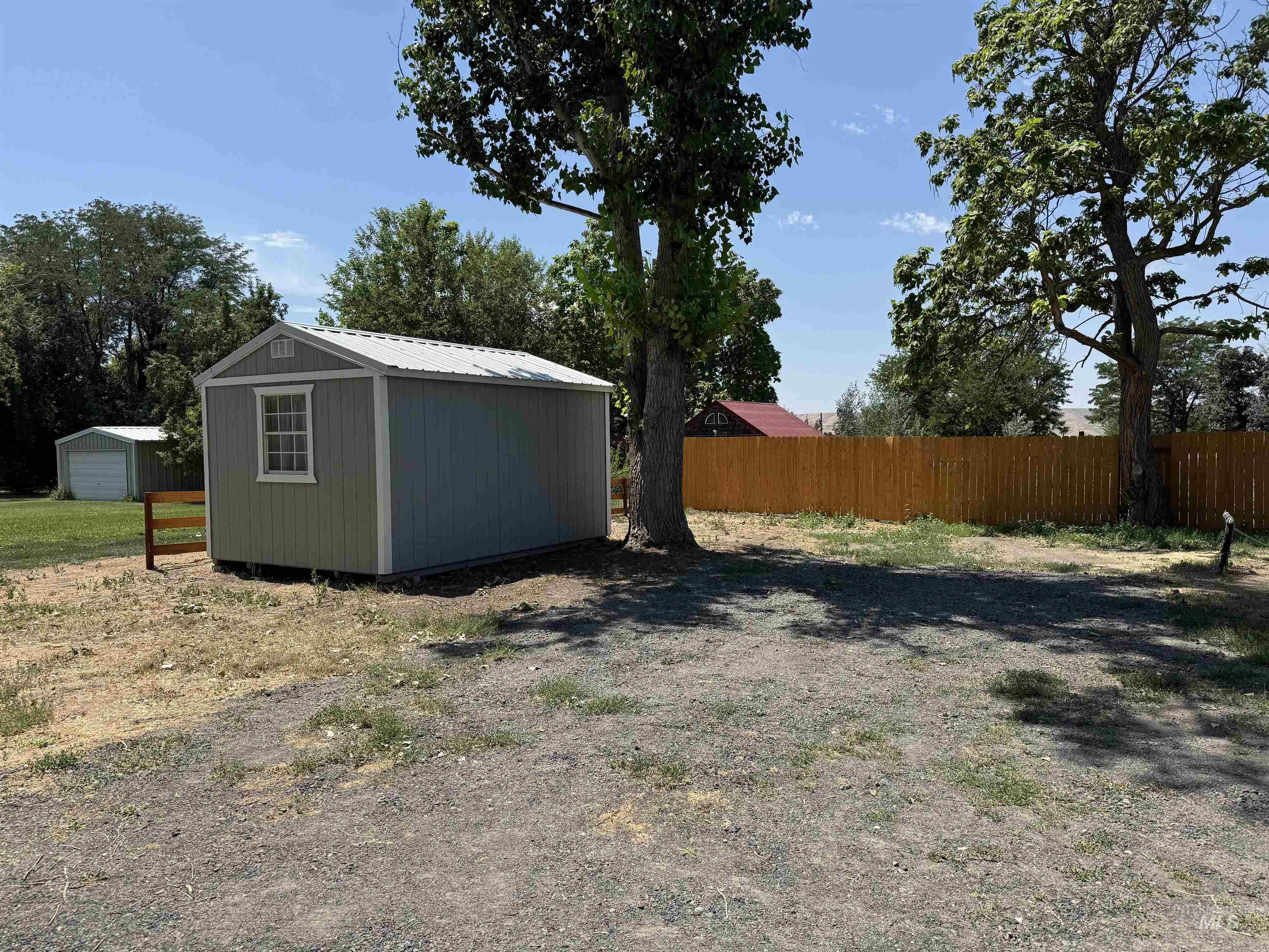 180 E South Street, Hagerman, Idaho 83332, 2 Bedrooms, 1 Bathroom, Residential For Sale, Price $199,000,MLS 98954894