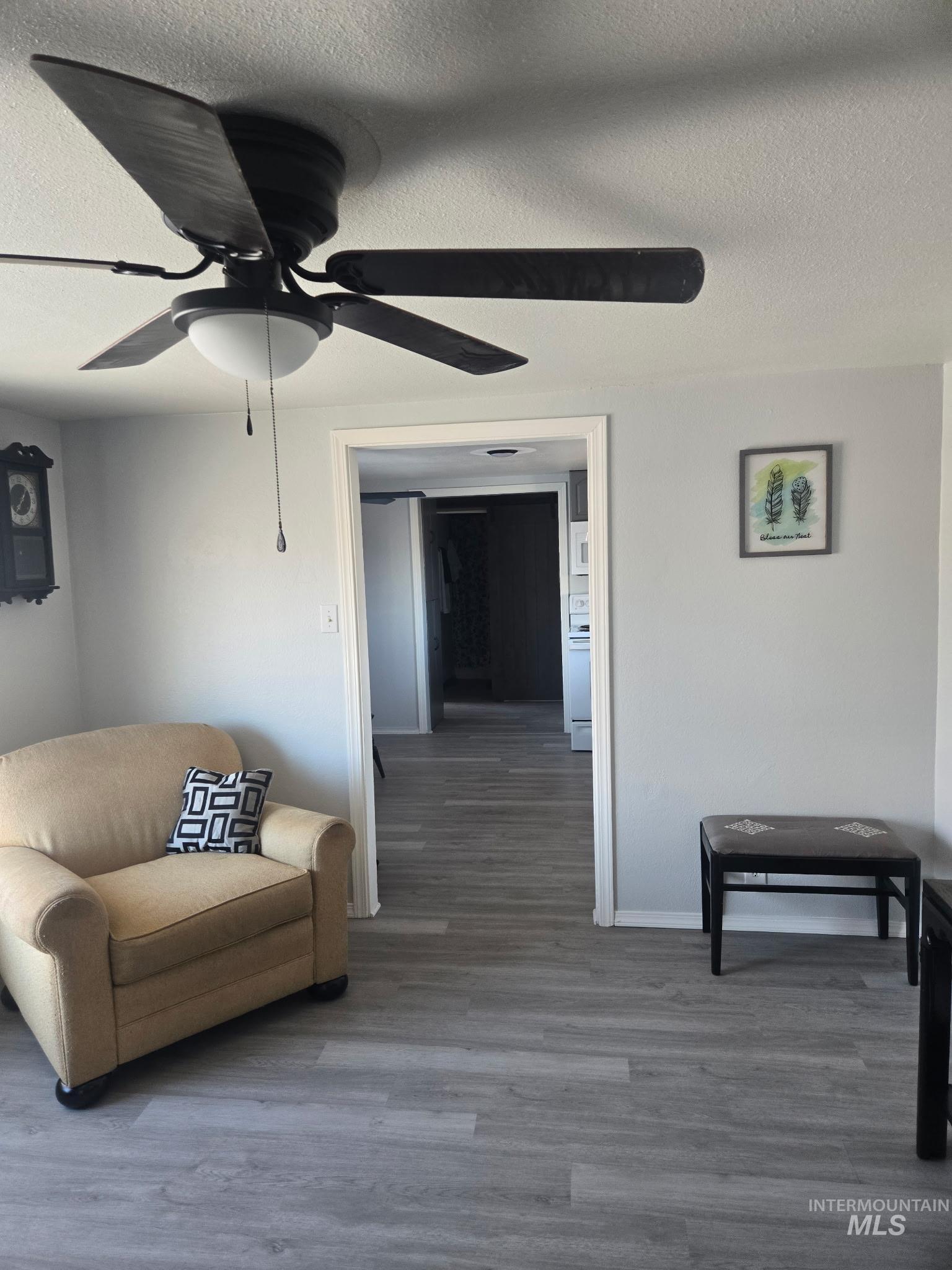 180 E South Street, Hagerman, Idaho 83332, 2 Bedrooms, 1 Bathroom, Residential For Sale, Price $199,000,MLS 98954894