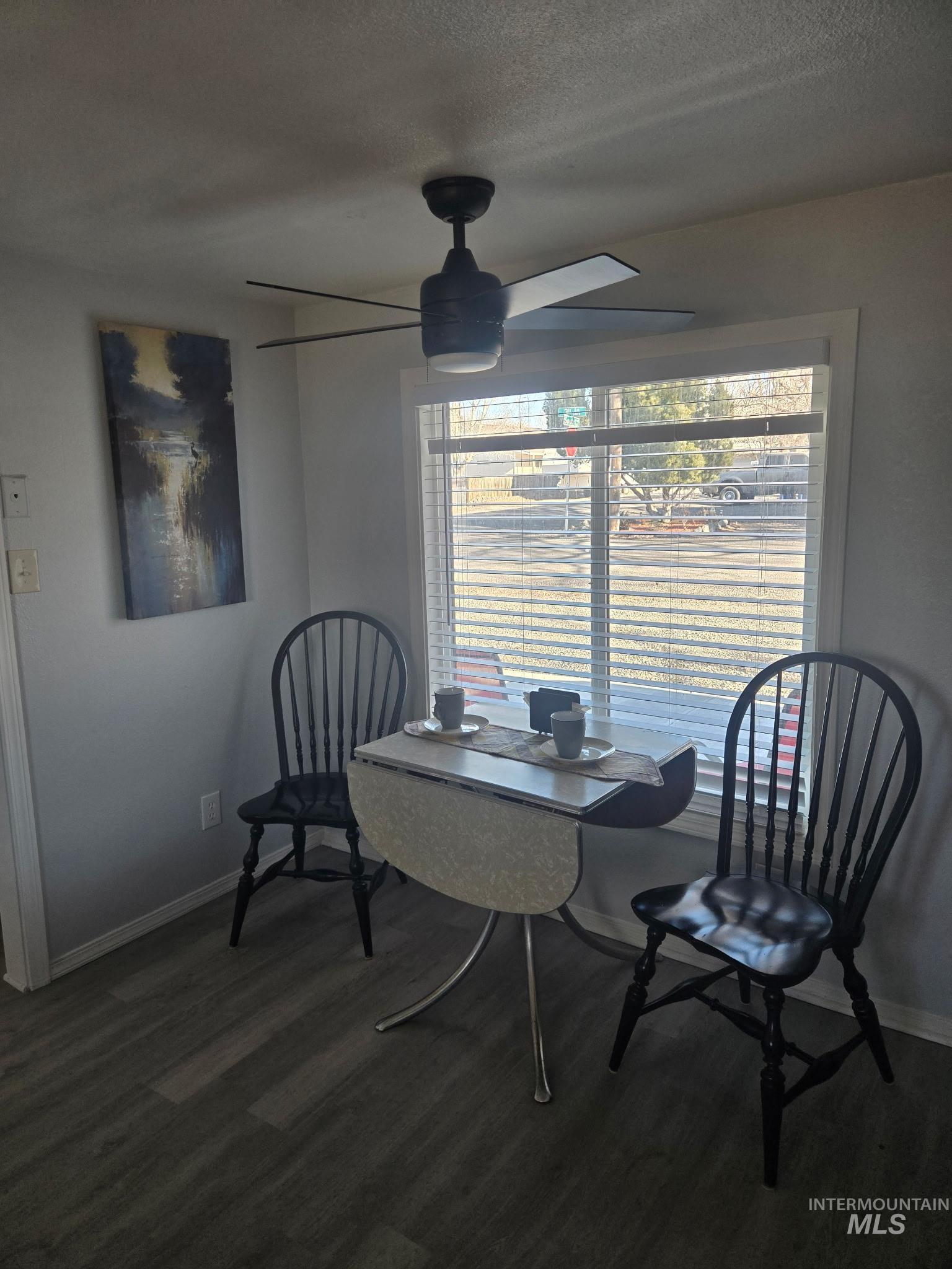 180 E South Street, Hagerman, Idaho 83332, 2 Bedrooms, 1 Bathroom, Residential For Sale, Price $199,000,MLS 98954894