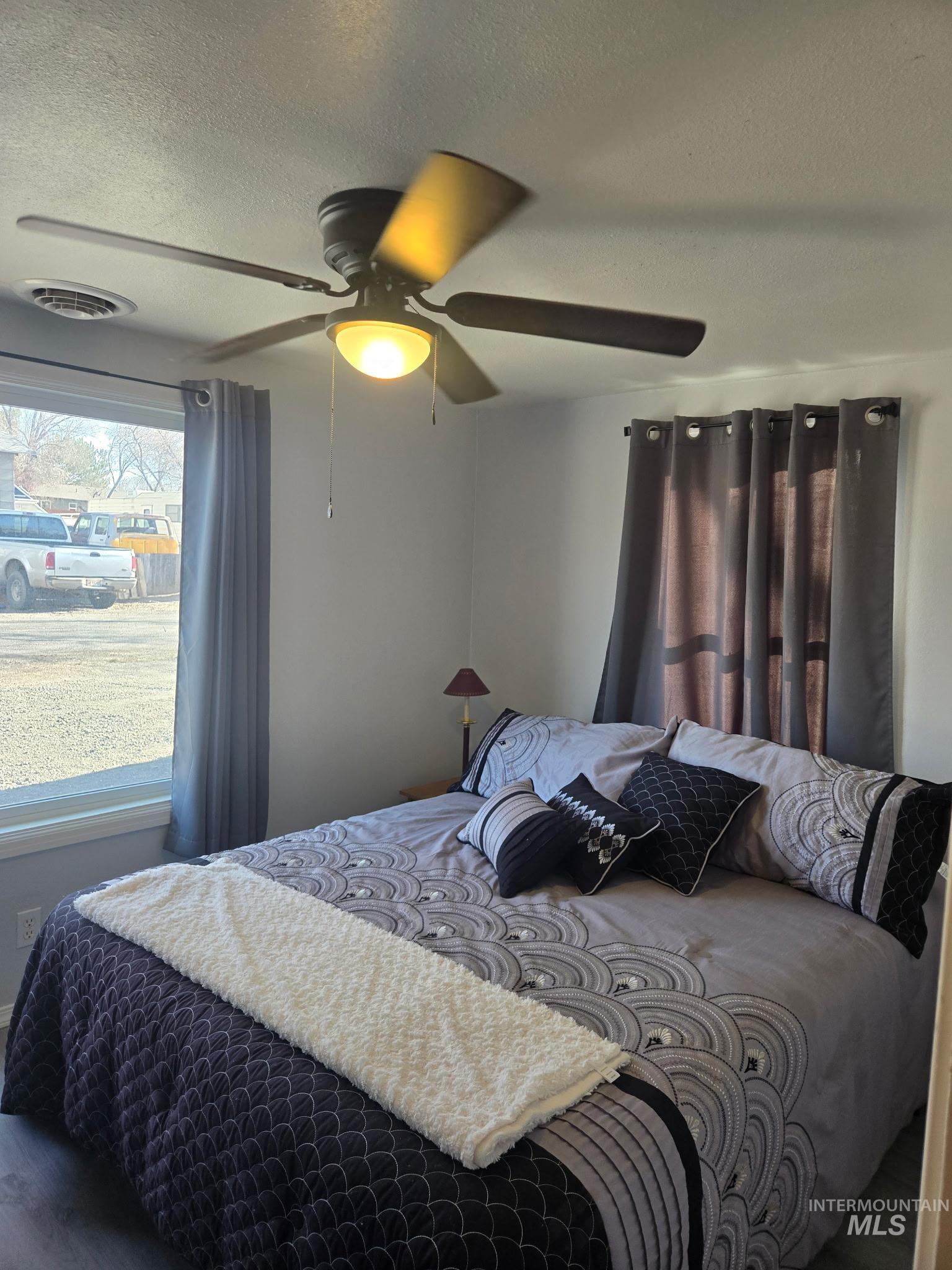 180 E South Street, Hagerman, Idaho 83332, 2 Bedrooms, 1 Bathroom, Residential For Sale, Price $199,000,MLS 98954894