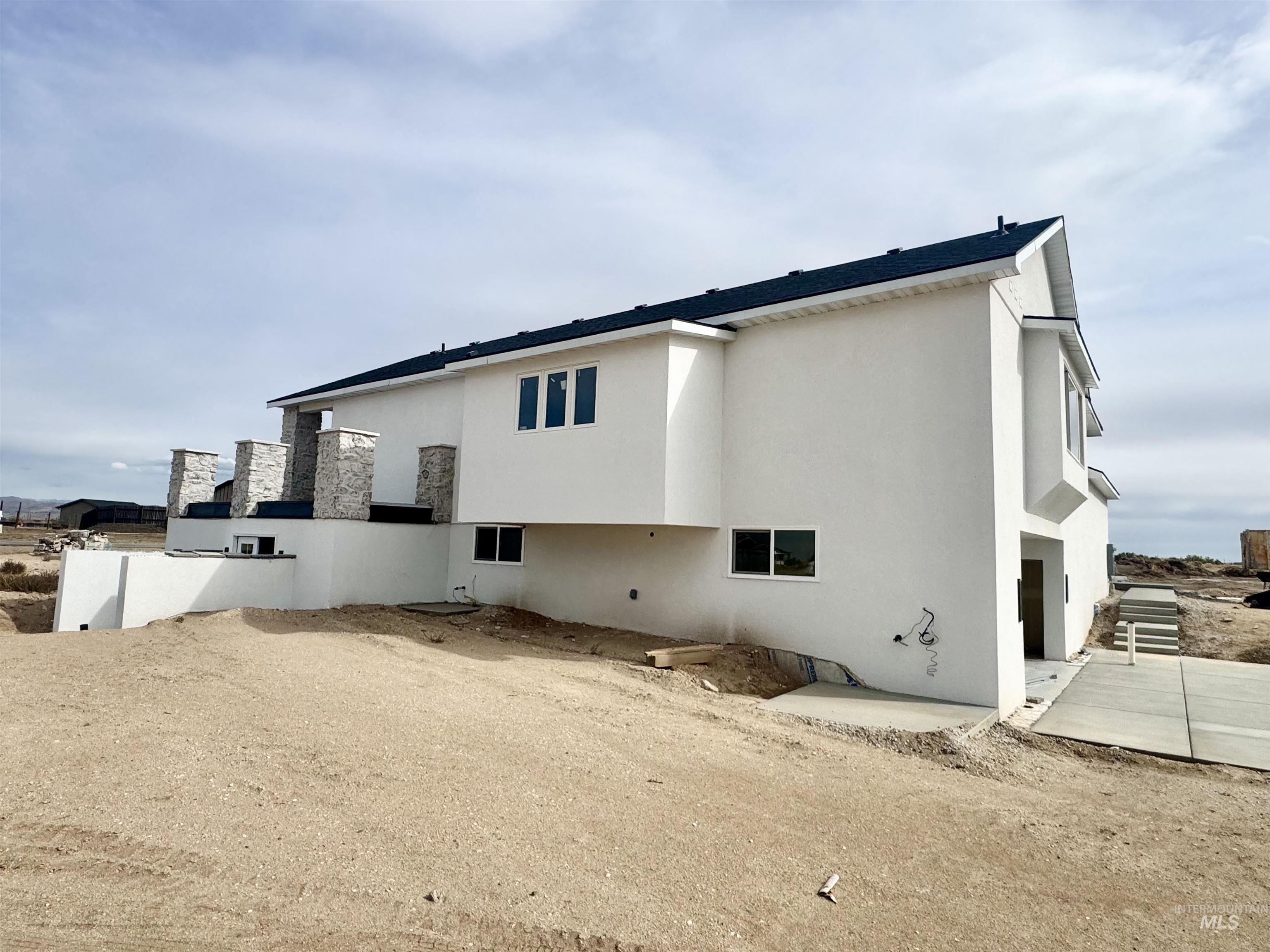 1951 E Bonanza Ct, Mountain Home, Idaho 83647-6482, 4 Bedrooms, 4.5 Bathrooms, Residential For Sale, Price $1,300,000,MLS 98954919