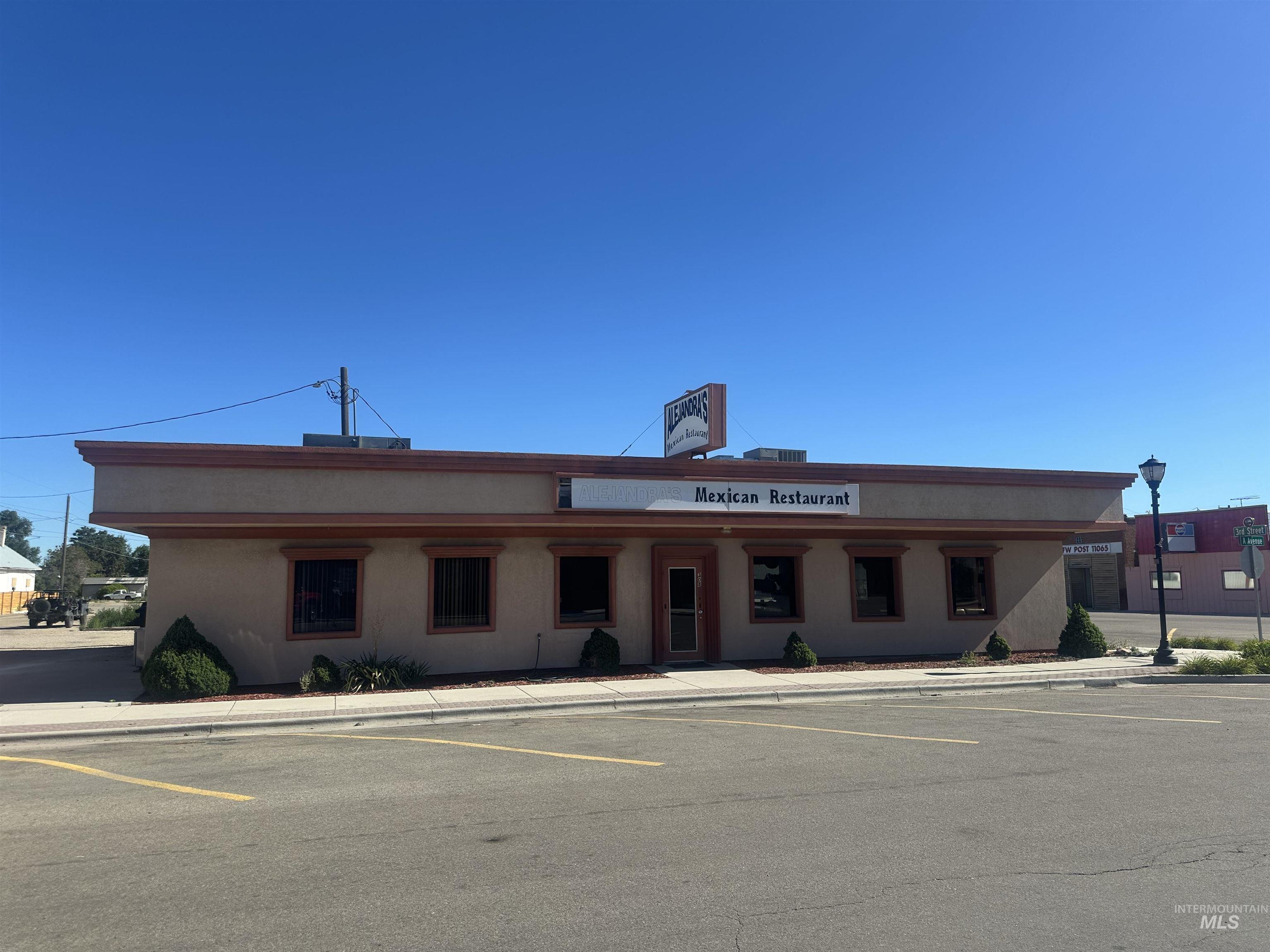 308 A Ave, Wilder, Idaho 83676, Business/Commercial For Sale, Price $565,000,MLS 98954956