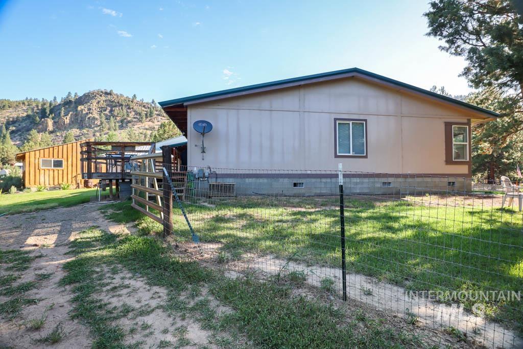 32290 Rice Road, Unity, Oregon 97884, 3 Bedrooms, 2 Bathrooms, Residential For Sale, Price $429,000,MLS 98954985