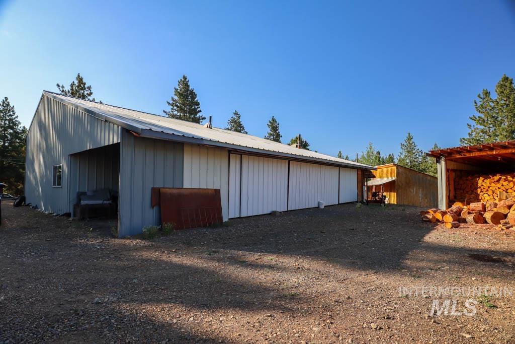 32290 Rice Road, Unity, Oregon 97884, 3 Bedrooms, 2 Bathrooms, Residential For Sale, Price $429,000,MLS 98954985