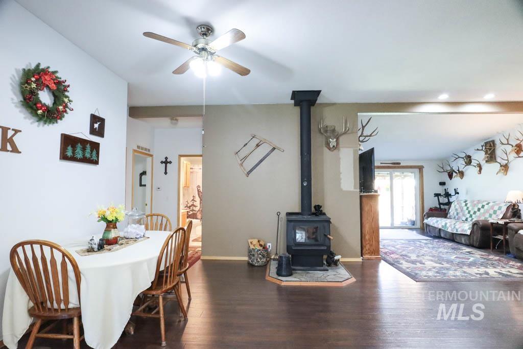 32290 Rice Road, Unity, Oregon 97884, 3 Bedrooms, 2 Bathrooms, Residential For Sale, Price $429,000,MLS 98954985