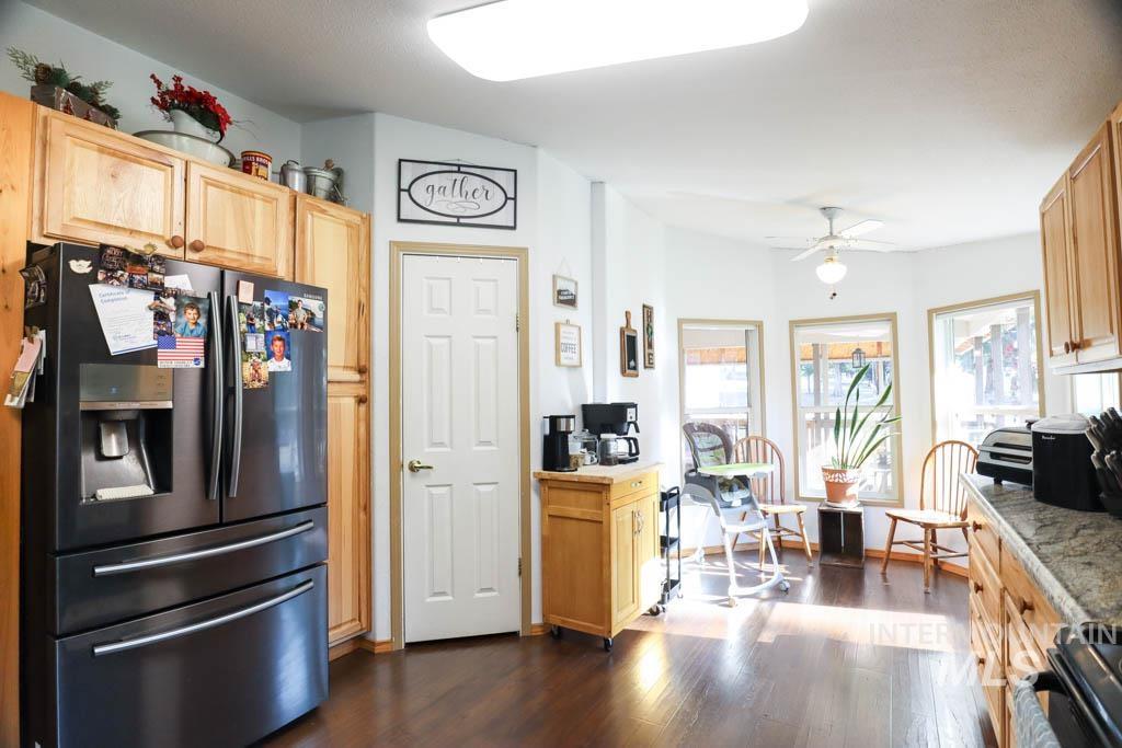 32290 Rice Road, Unity, Oregon 97884, 3 Bedrooms, 2 Bathrooms, Residential For Sale, Price $429,000,MLS 98954985