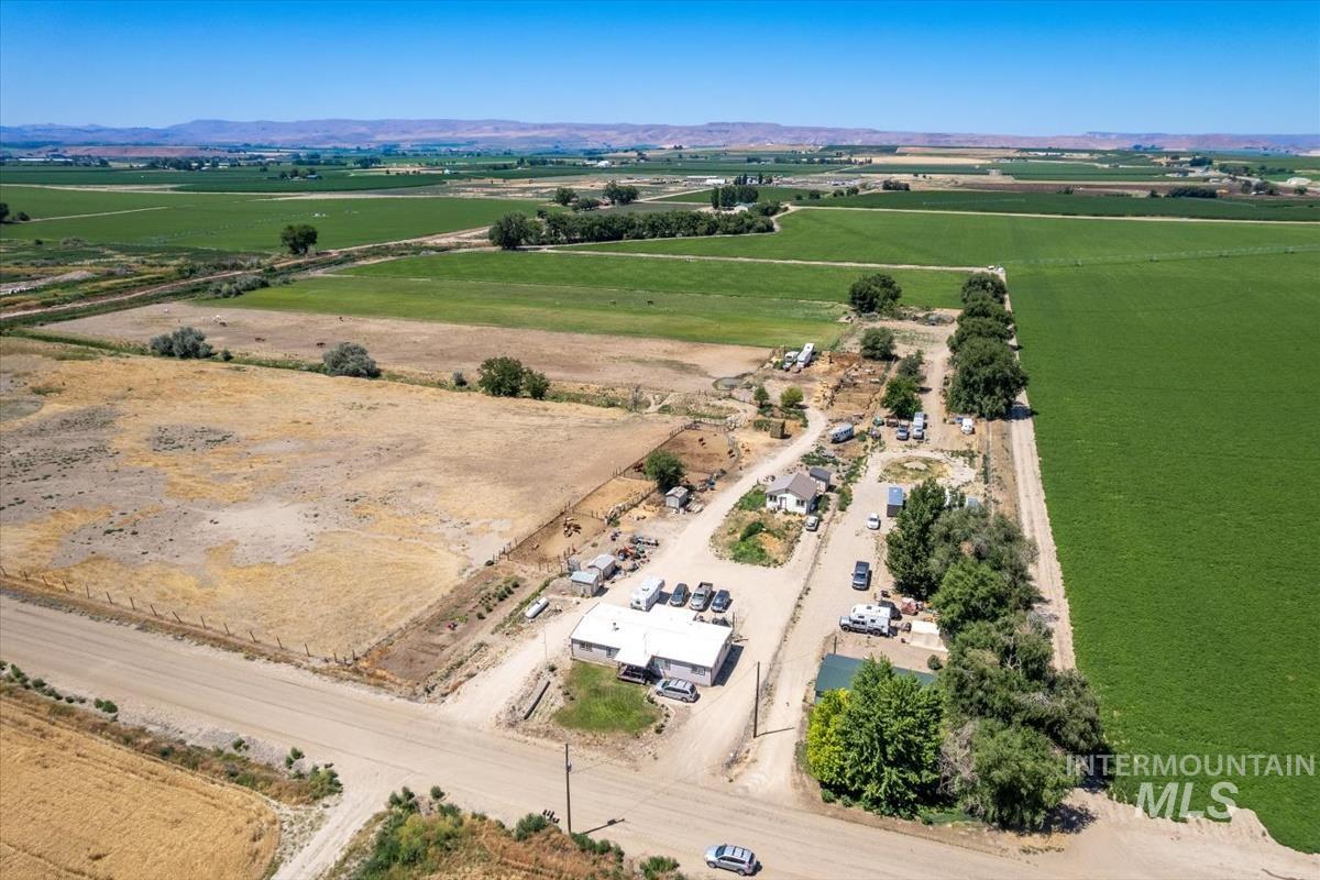 23743 Stephen Lane, Parma, Idaho 83660, 3 Bedrooms, 2 Bathrooms, Residential For Sale, Price $389,900,MLS 98955063