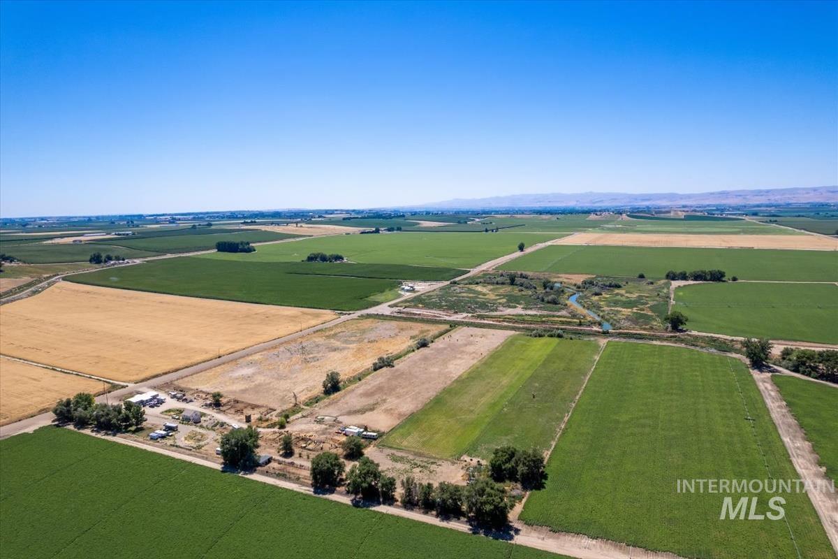 23743 Stephen Lane, Parma, Idaho 83660, 3 Bedrooms, 2 Bathrooms, Residential For Sale, Price $389,900,MLS 98955063