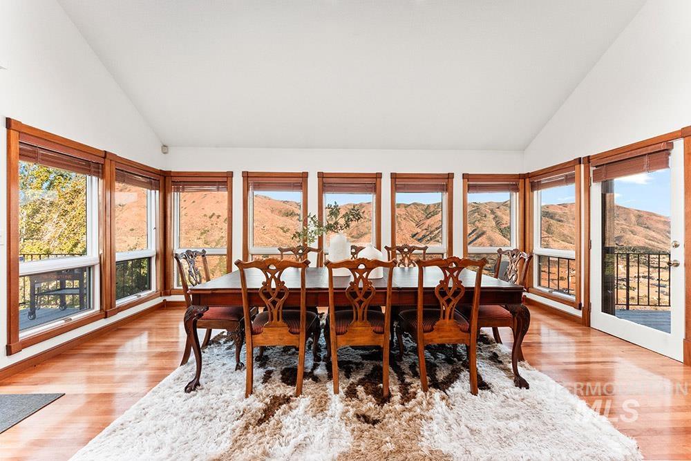 41 Whitehawk Way, Boise, Idaho 83716-3011, 5 Bedrooms, 4 Bathrooms, Residential For Sale, Price $1,649,000,MLS 98955072