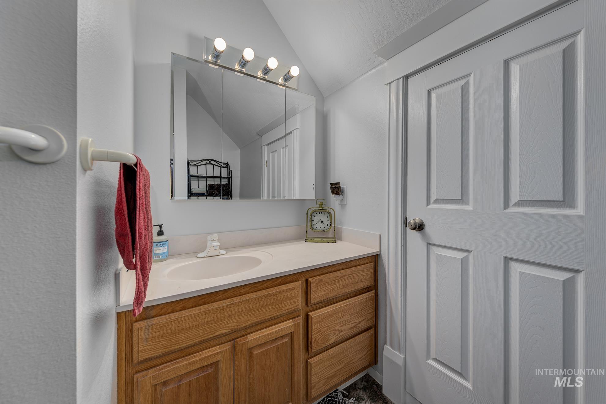 6040 Adams Road, New Plymouth, Idaho 83655, 4 Bedrooms, 3 Bathrooms, Residential For Sale, Price $694,000,MLS 98955076