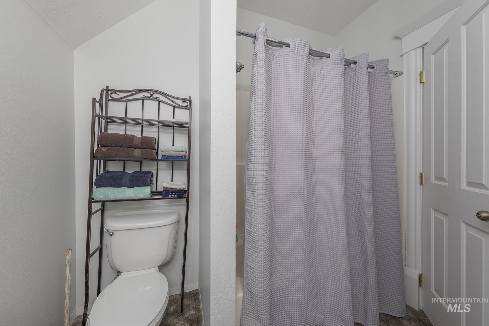 6040 Adams Road, New Plymouth, Idaho 83655, 4 Bedrooms, 3 Bathrooms, Residential For Sale, Price $694,000,MLS 98955076