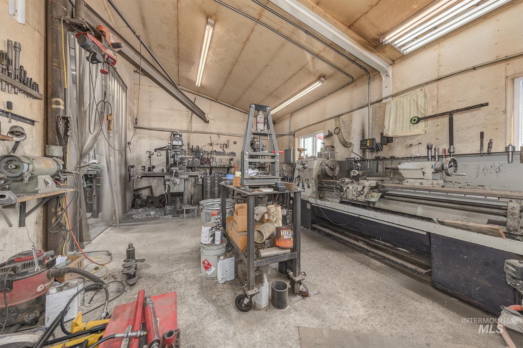 6040 Adams Road, New Plymouth, Idaho 83655, 4 Bedrooms, 3 Bathrooms, Residential For Sale, Price $694,000,MLS 98955076