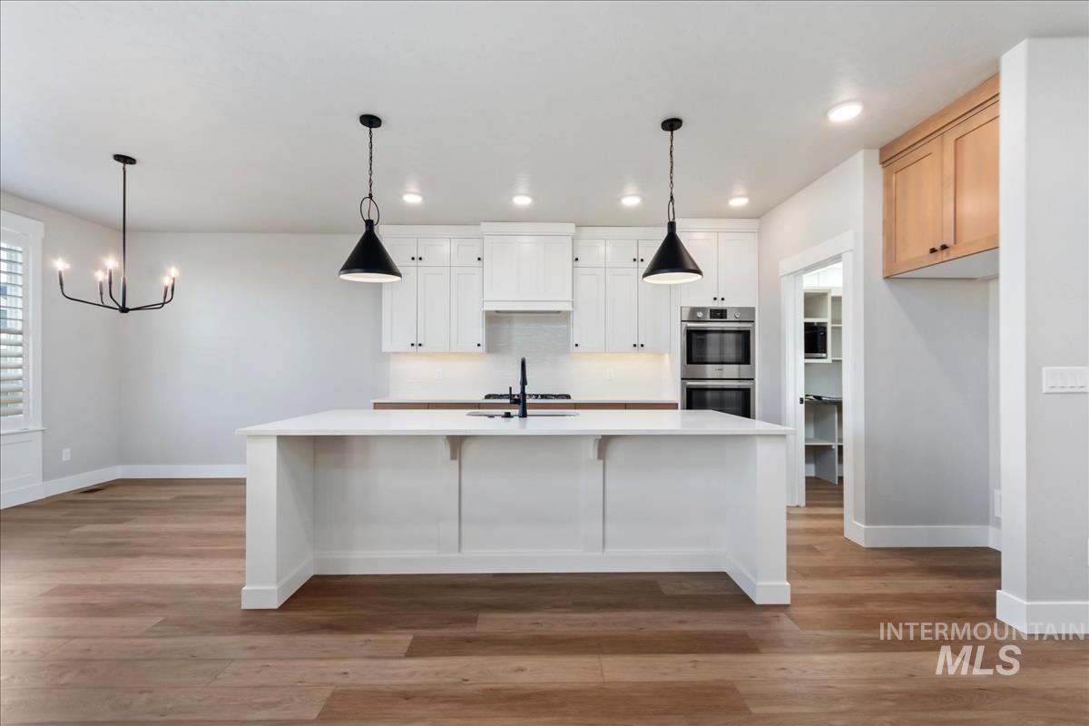 4595 N Camp Creek Ave, Meridian, Idaho 83646, 4 Bedrooms, 3.5 Bathrooms, Residential For Sale, Price $744,900,MLS 98955086