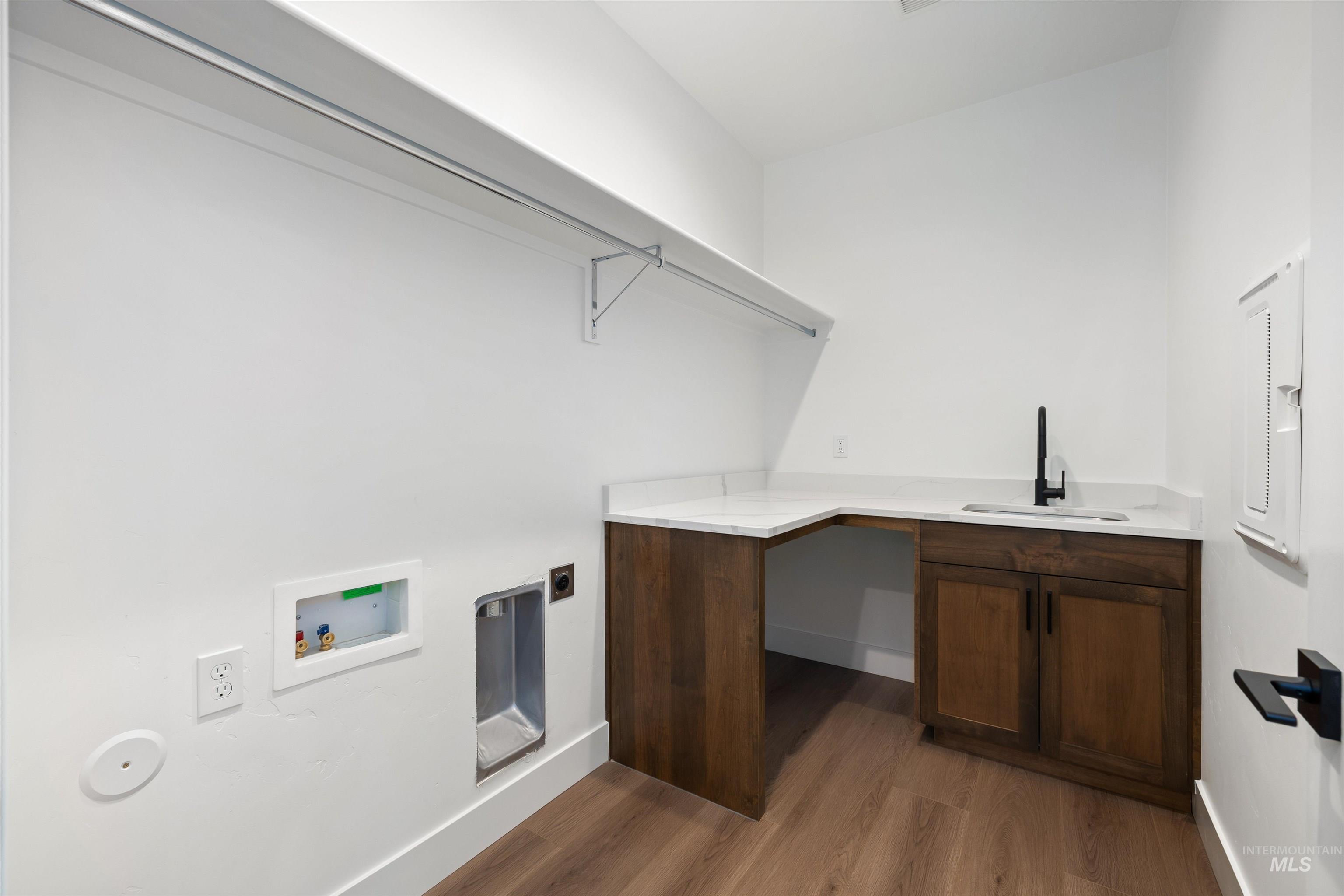 10520 W Shumard Drive, Star, Idaho 83669, 3 Bedrooms, 2.5 Bathrooms, Residential For Sale, Price $649,900,MLS 98955113