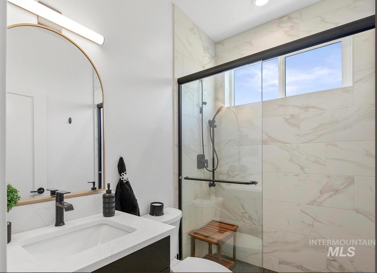 8365 Rustin Road, Middleton, Idaho 83644, 5 Bedrooms, 3.5 Bathrooms, Residential For Sale, Price $1,499,000,MLS 98955117