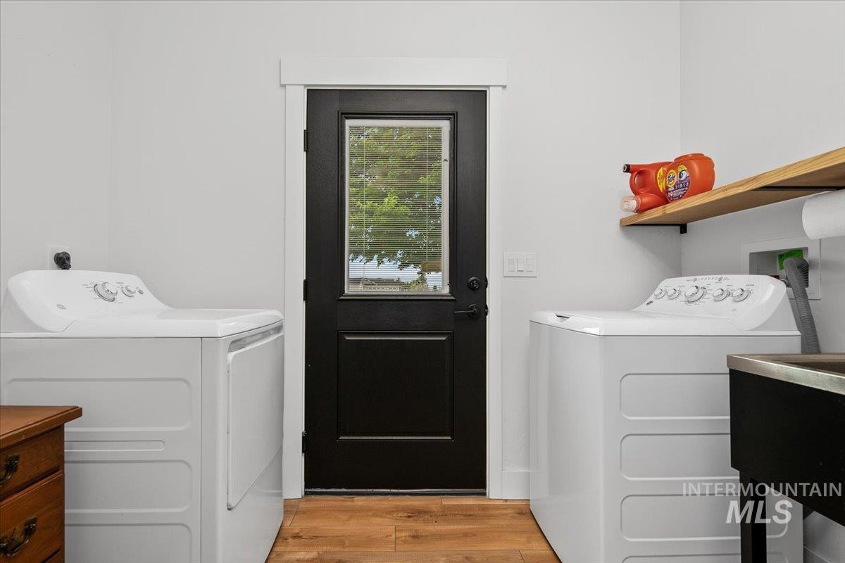 8365 Rustin Road, Middleton, Idaho 83644, 5 Bedrooms, 3.5 Bathrooms, Residential For Sale, Price $1,475,000,MLS 98955117