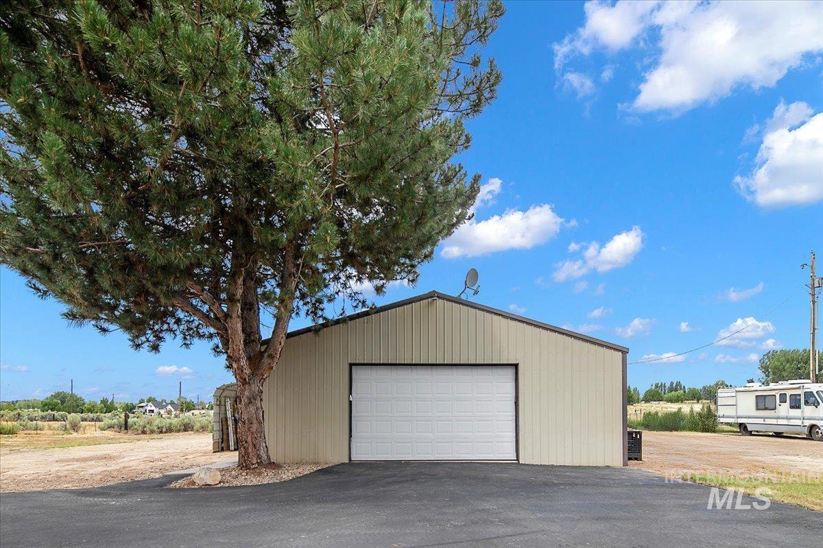 8365 Rustin Road, Middleton, Idaho 83644, 5 Bedrooms, 3.5 Bathrooms, Residential For Sale, Price $1,475,000,MLS 98955117