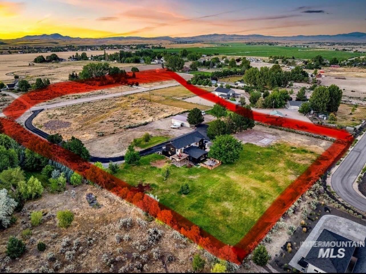 8365 Rustin Road, Middleton, Idaho 83644, 5 Bedrooms, 3.5 Bathrooms, Residential For Sale, Price $1,399,000, 98955117