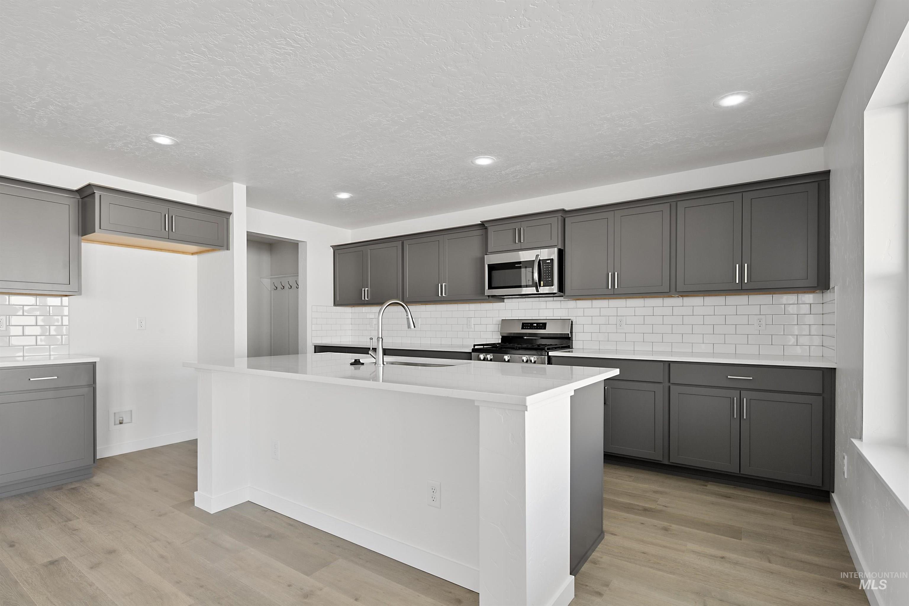 1585 SW Silverstone Ave, Mountain Home, Idaho 83647, 3 Bedrooms, 2.5 Bathrooms, Residential For Sale, Price $439,990, 98955145