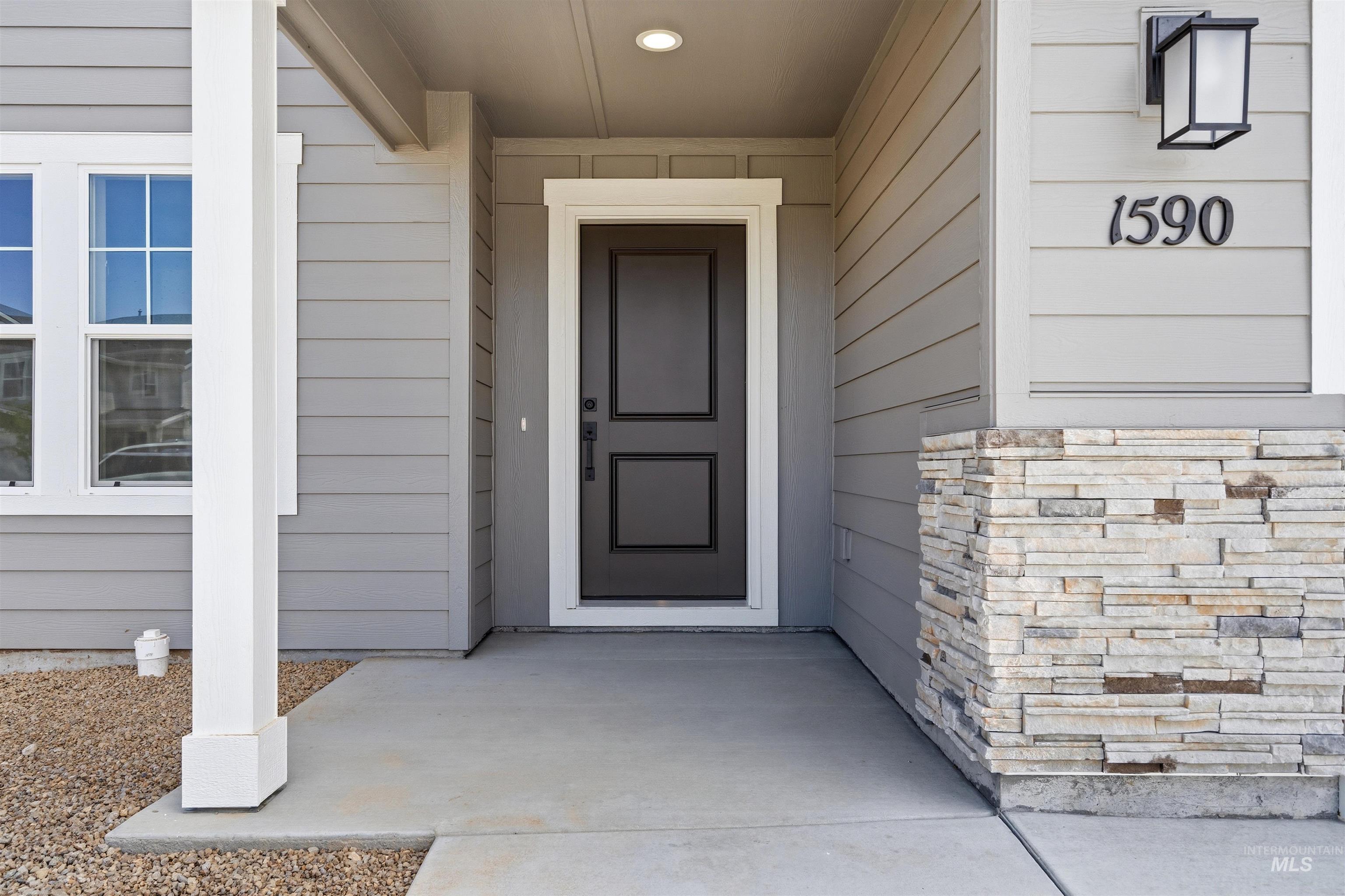 1590 Witt St, Mountain Home, Idaho 83647, 4 Bedrooms, 2.5 Bathrooms, Residential For Sale, Price $464,990, 98955147