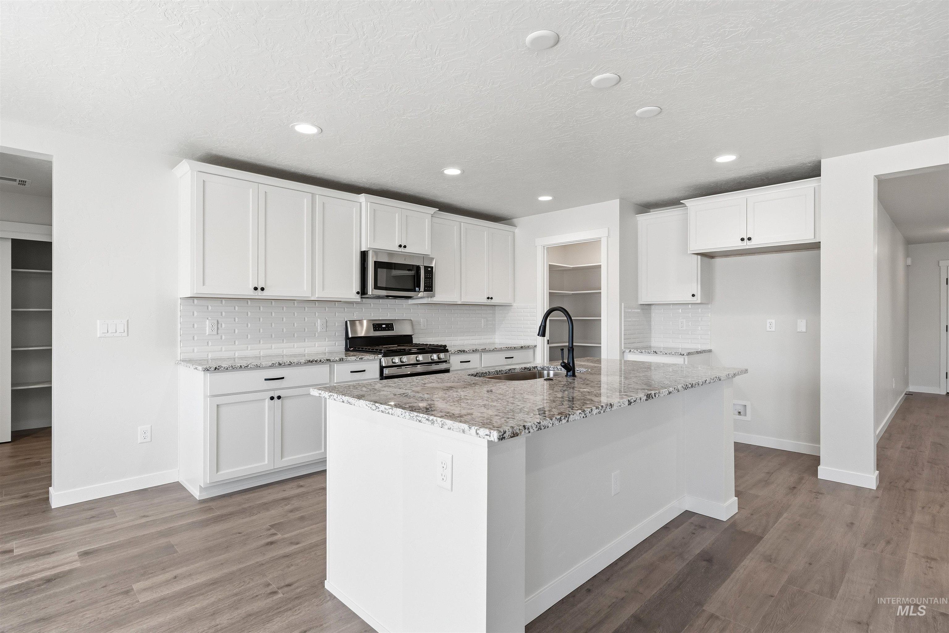 1590 Witt St, Mountain Home, Idaho 83647, 4 Bedrooms, 2.5 Bathrooms, Residential For Sale, Price $464,990, 98955147