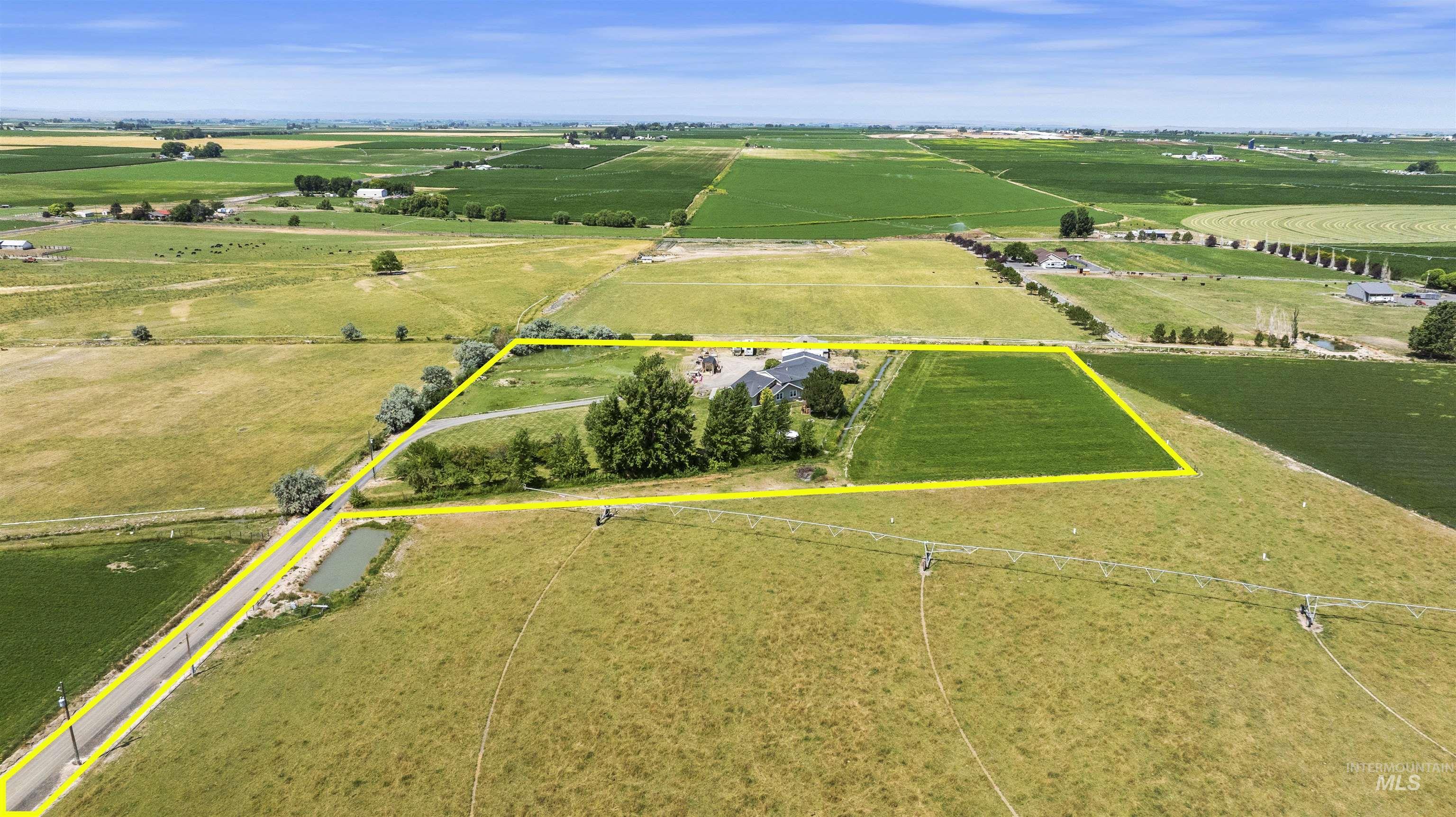 1950 E 3700 N, Filer, Idaho 83328, 6 Bedrooms, 5 Bathrooms, Residential For Sale, Price $1,050,000, 98955152