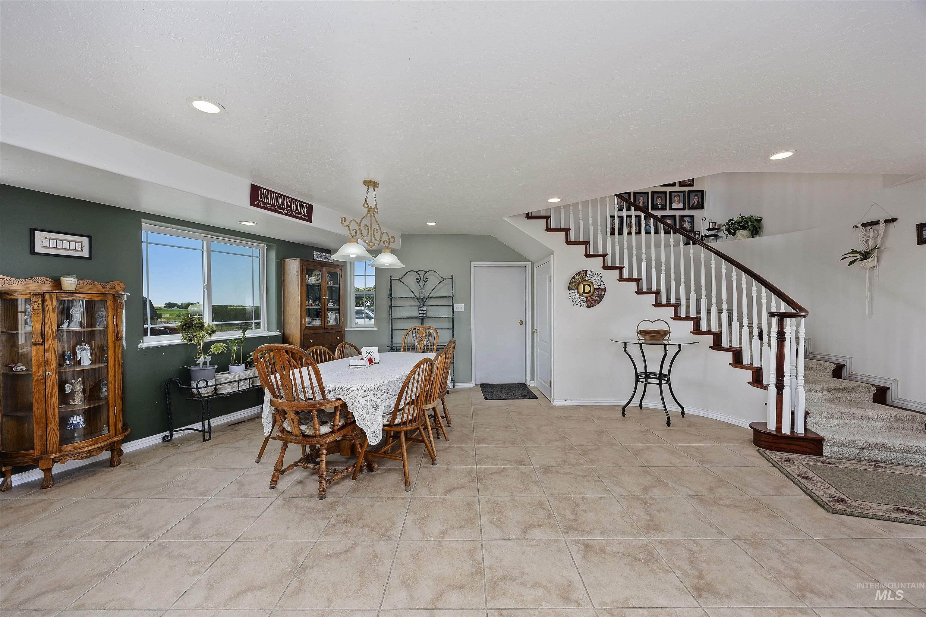 1950 E 3700 N, Filer, Idaho 83328, 6 Bedrooms, 5 Bathrooms, Residential For Sale, Price $1,050,000, 98955152