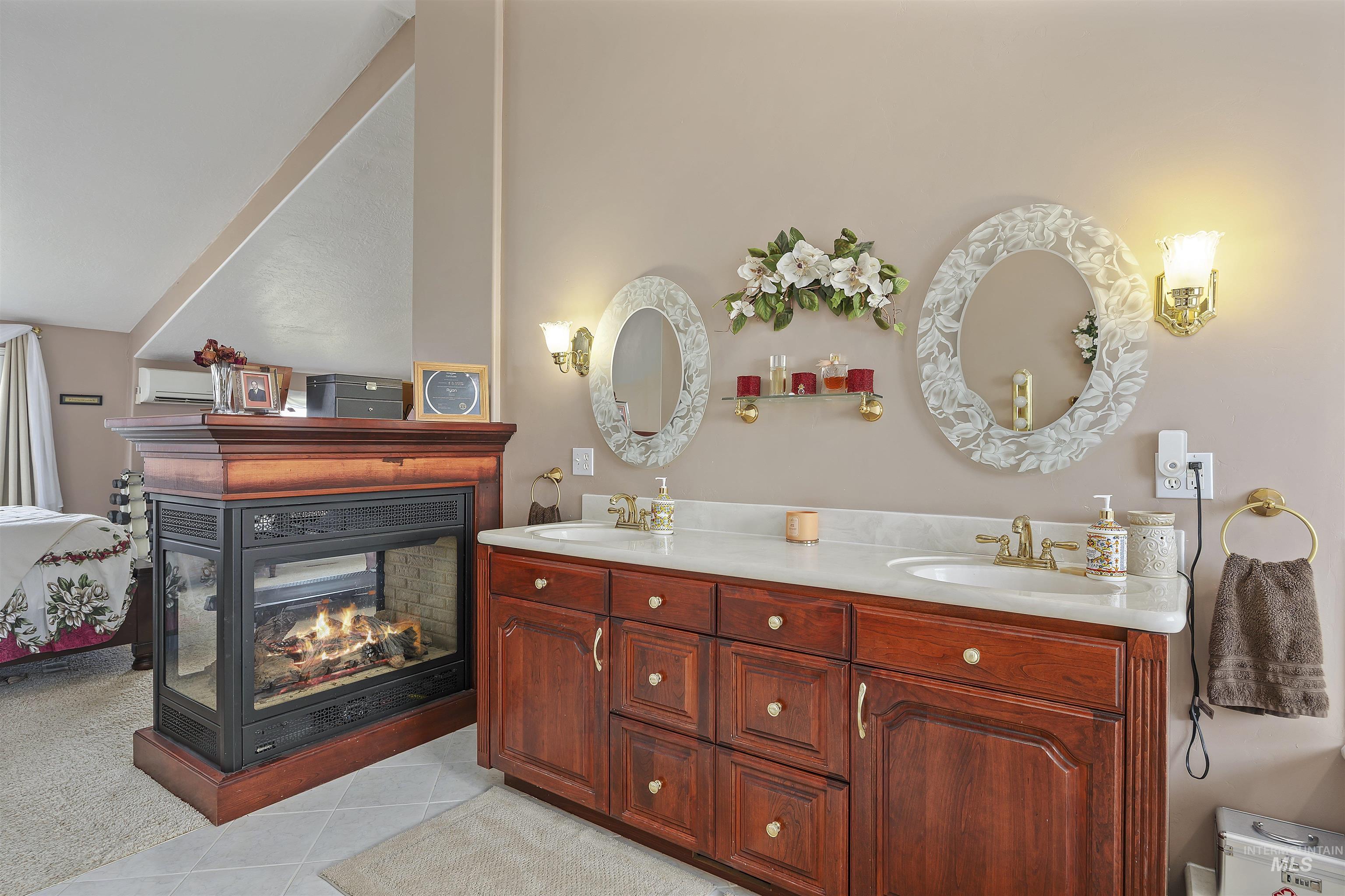 1950 E 3700 N, Filer, Idaho 83328, 6 Bedrooms, 5 Bathrooms, Residential For Sale, Price $1,050,000, 98955152