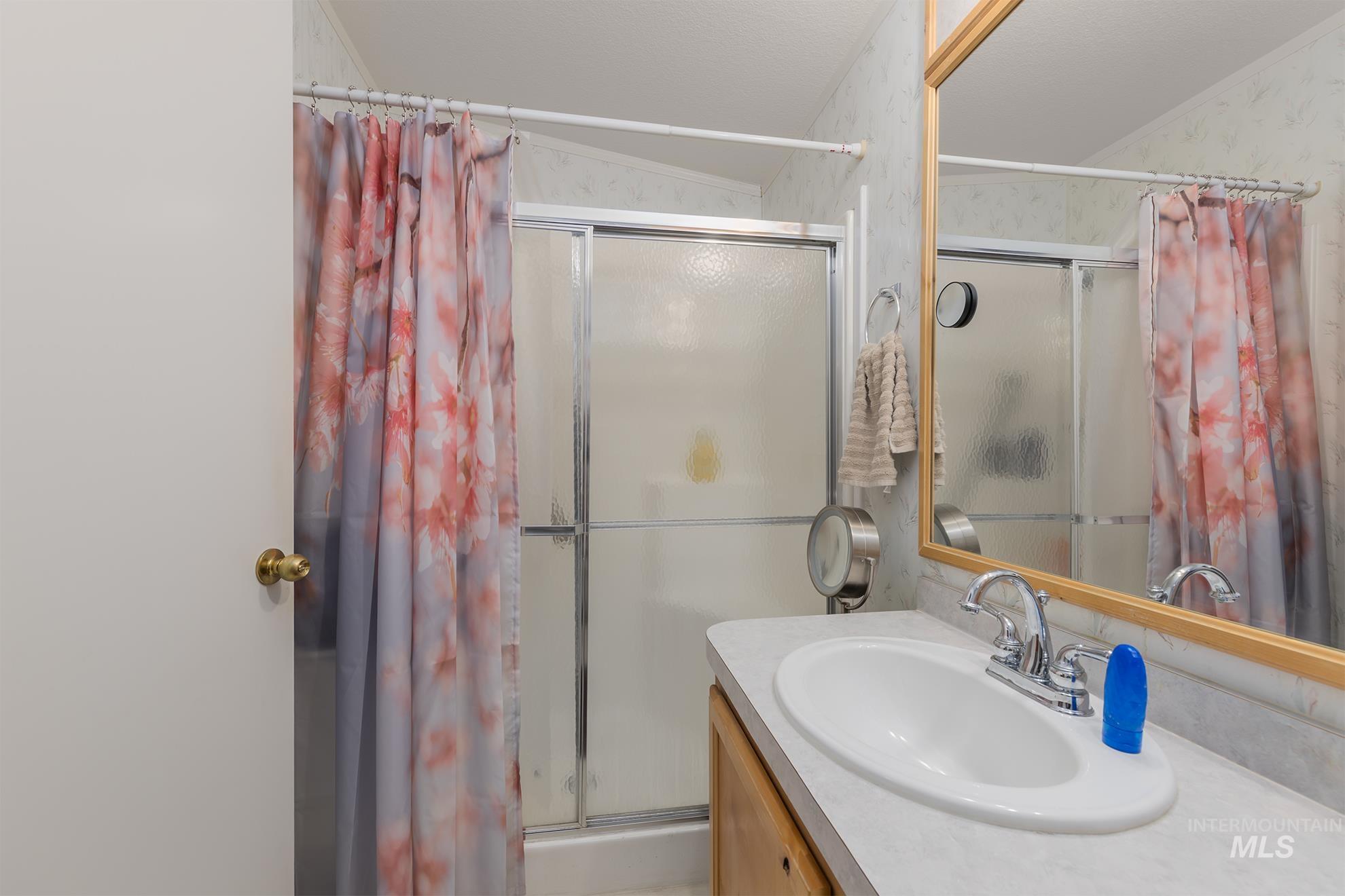 2750 Alden, Fruitland, Idaho 83619, 3 Bedrooms, 2 Bathrooms, Residential For Sale, Price $149,500,MLS 98955177