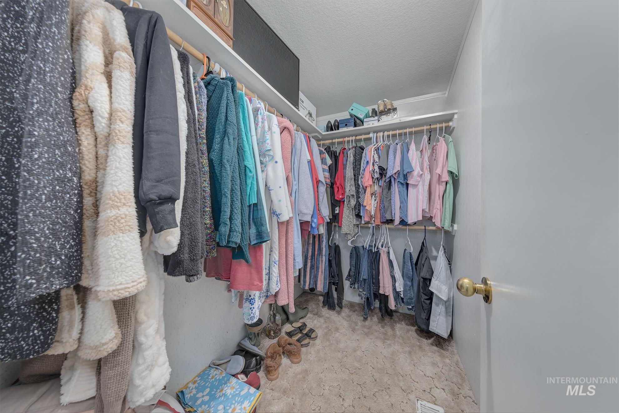 2750 Alden, Fruitland, Idaho 83619, 3 Bedrooms, 2 Bathrooms, Residential For Sale, Price $149,500,MLS 98955177