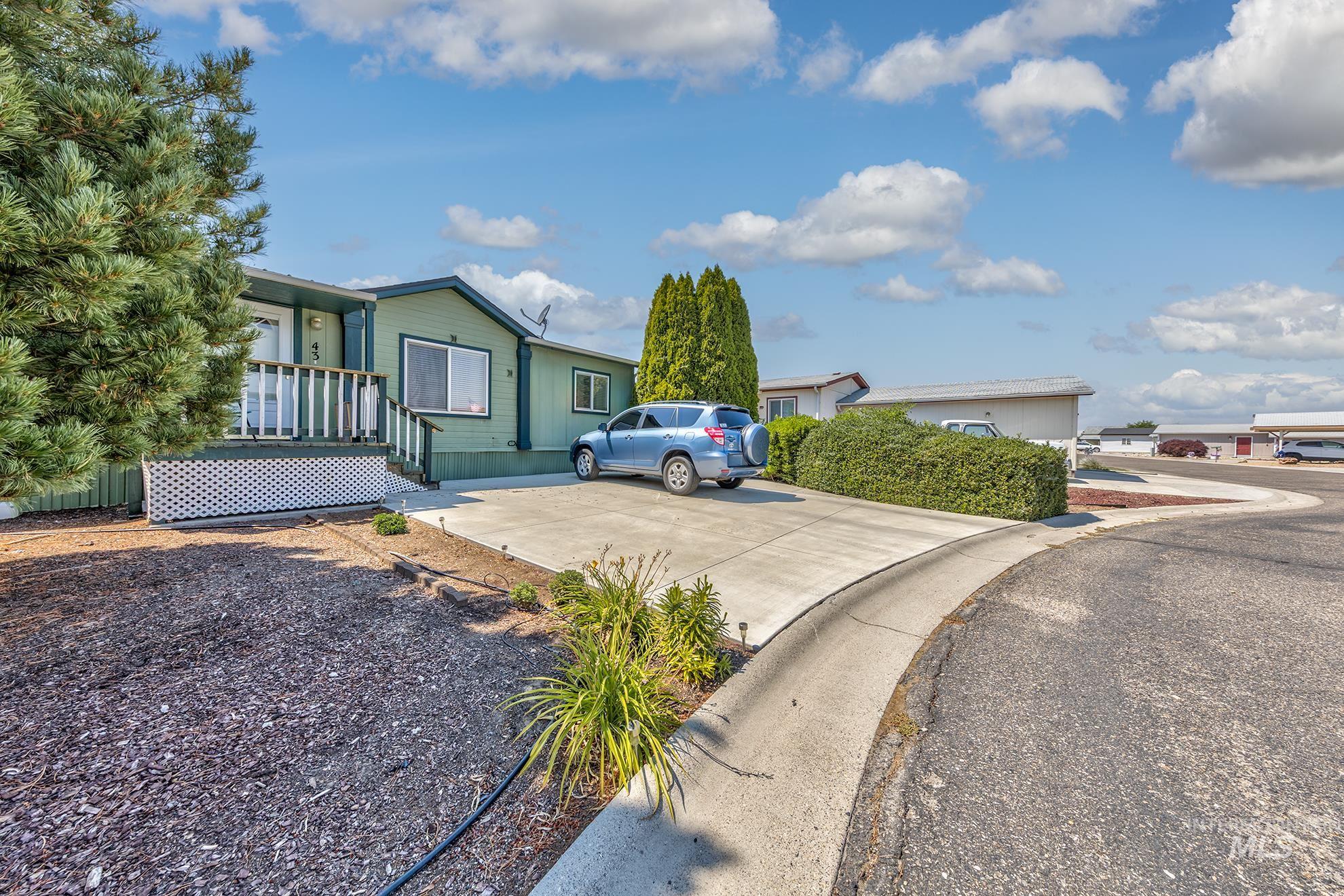 2750 Alden, Fruitland, Idaho 83619, 3 Bedrooms, 2 Bathrooms, Residential For Sale, Price $140,000,MLS 98955177