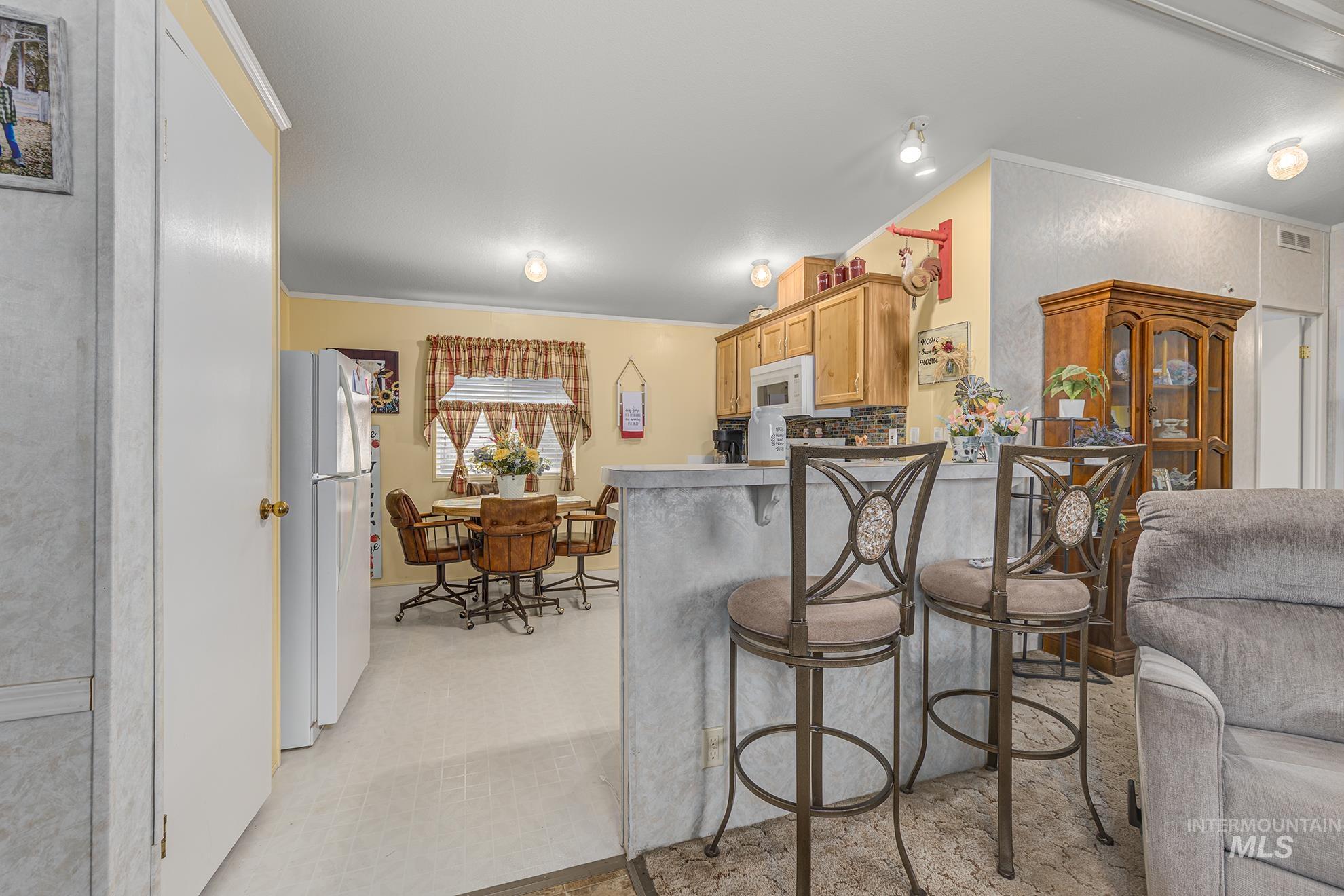 2750 Alden, Fruitland, Idaho 83619, 3 Bedrooms, 2 Bathrooms, Residential For Sale, Price $137,000, 98955177