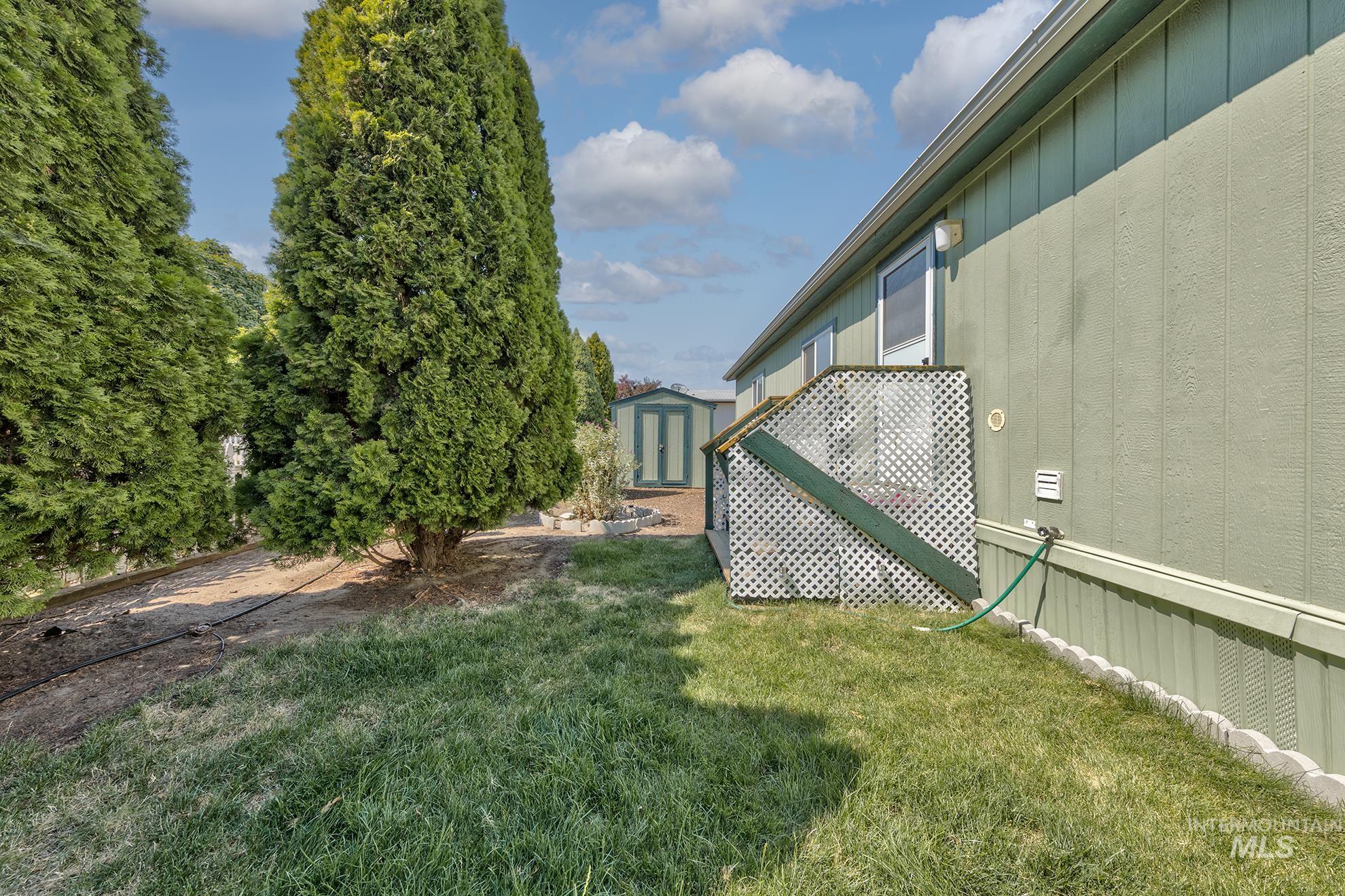 2750 Alden, Fruitland, Idaho 83619, 3 Bedrooms, 2 Bathrooms, Residential For Sale, Price $149,500,MLS 98955177