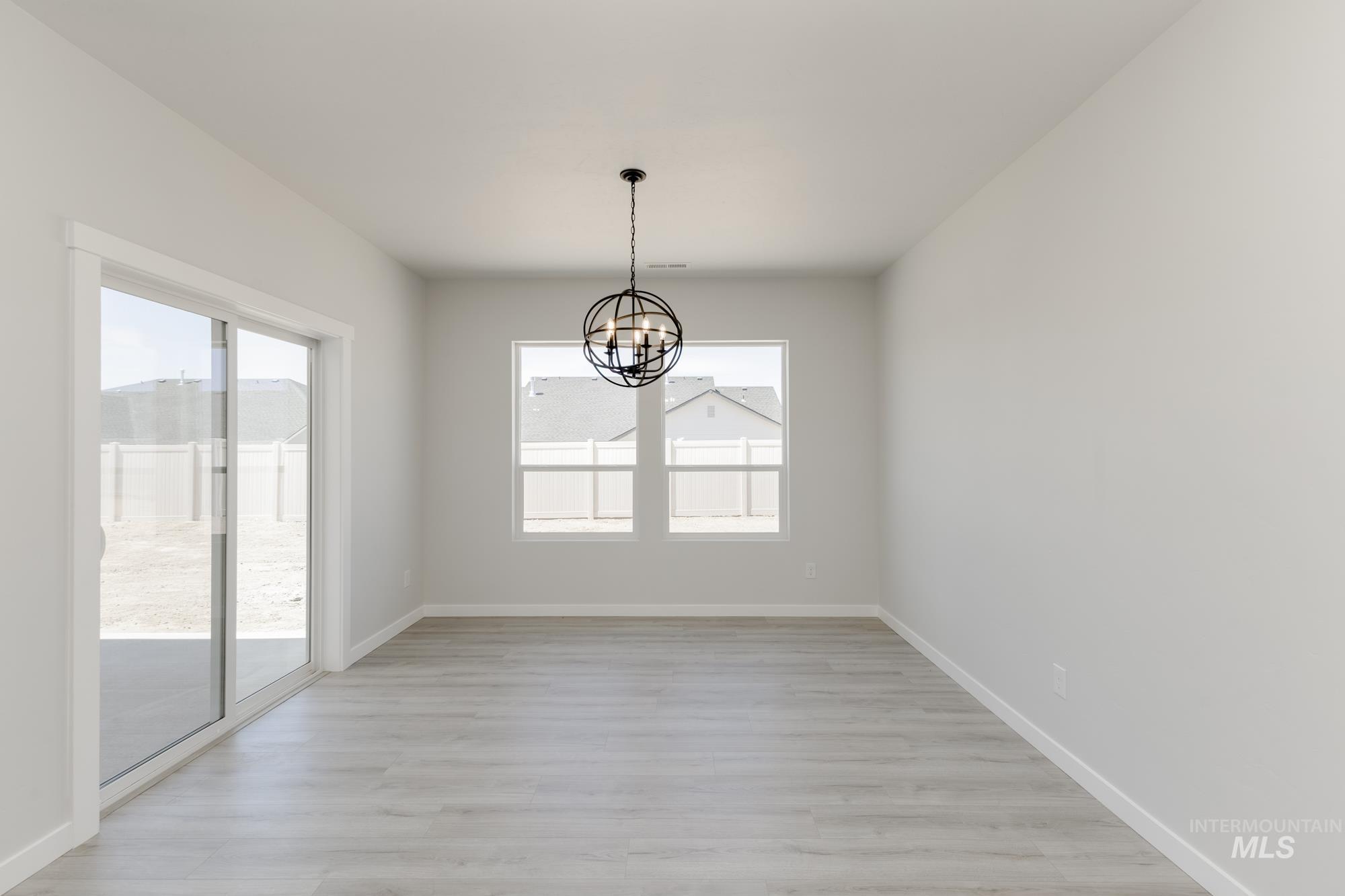 2355 N Carly Ave, Star, Idaho 83669, 4 Bedrooms, 2 Bathrooms, Residential For Sale, Price $564,990,MLS 98955235