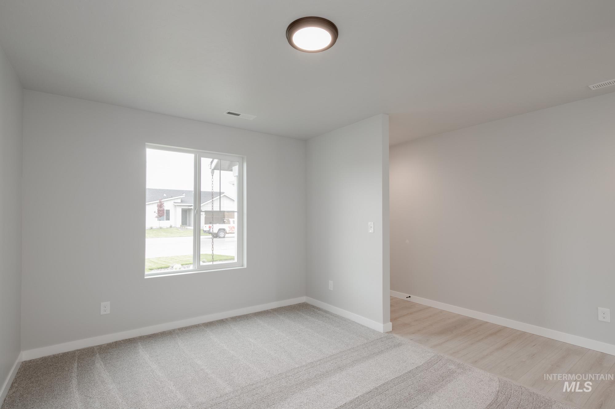 19369 Schooner Ave, Caldwell, Idaho 83605, 4 Bedrooms, 2.5 Bathrooms, Residential For Sale, Price $429,990,MLS 98955242