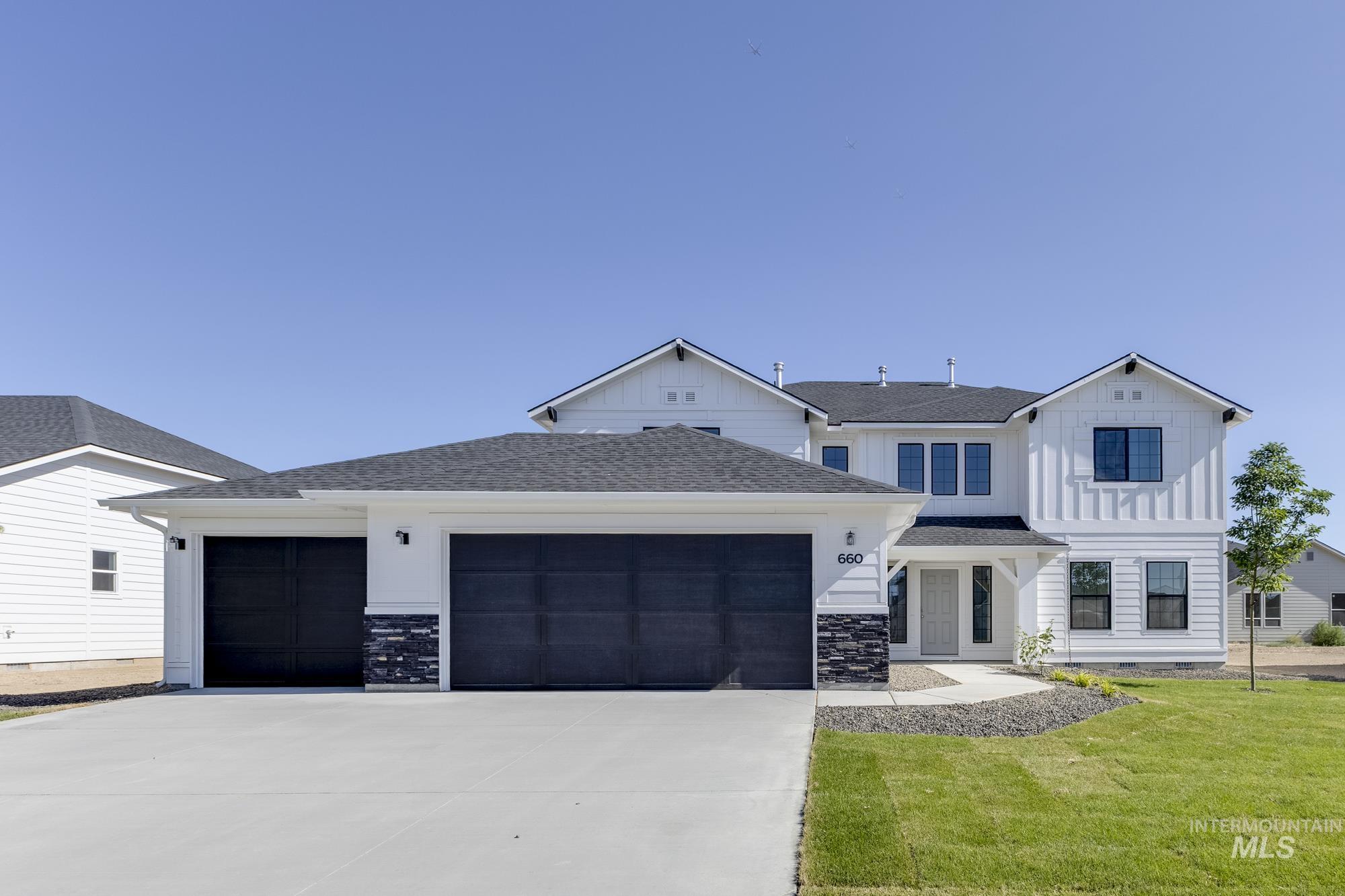 660 W Striped Owl St, Kuna, Idaho 83634, 4 Bedrooms, 3 Bathrooms, Residential For Sale, Price $579,990,MLS 98955246