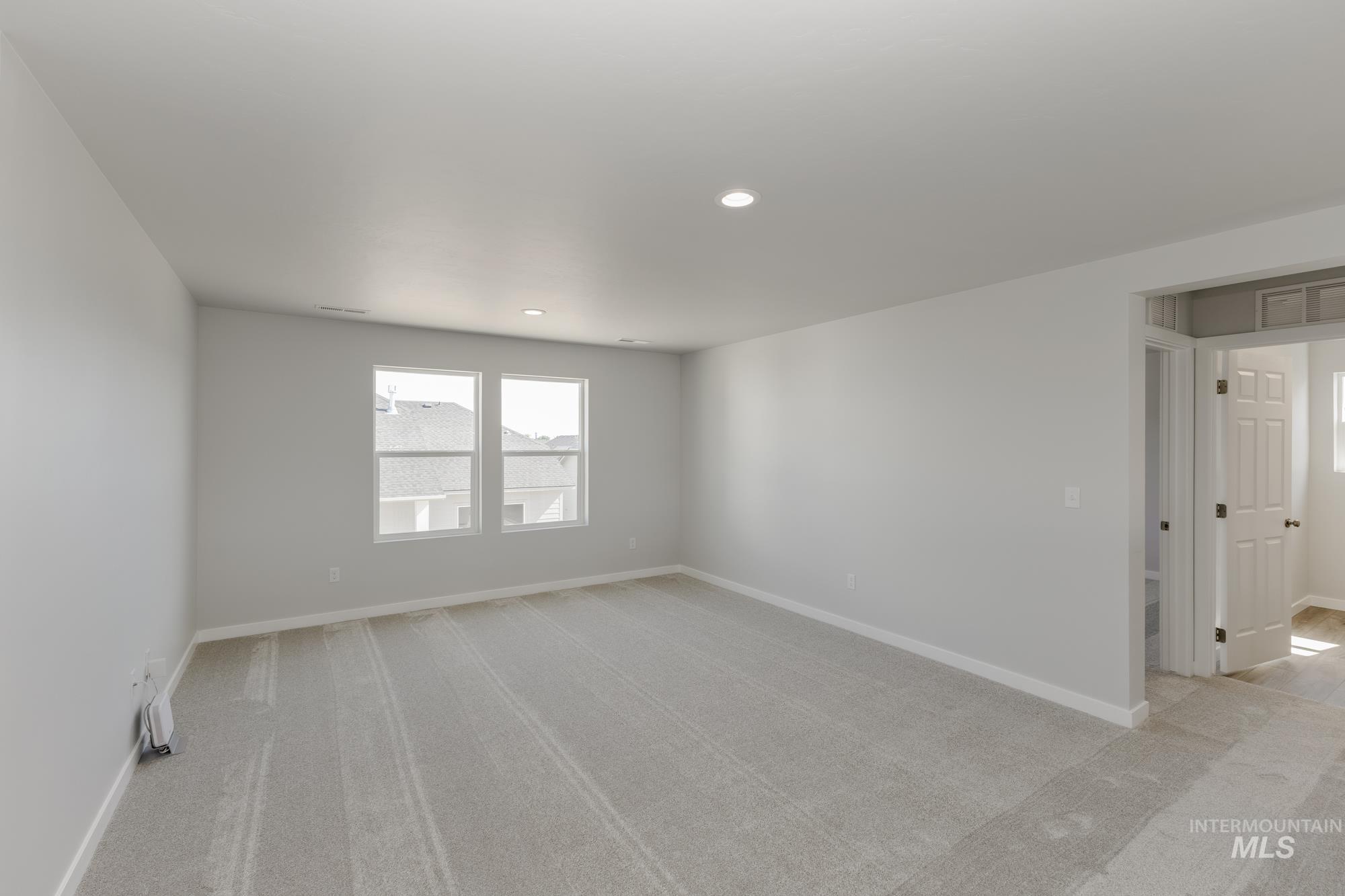 660 W Striped Owl St, Kuna, Idaho 83634, 4 Bedrooms, 3 Bathrooms, Residential For Sale, Price $579,990,MLS 98955246