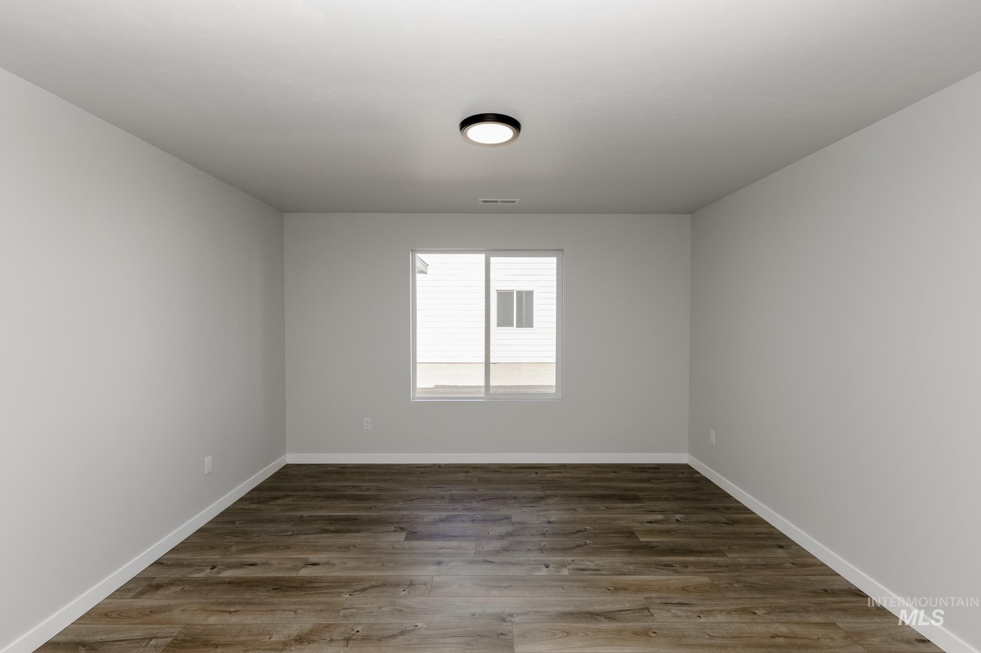 660 W Striped Owl St, Kuna, Idaho 83634, 4 Bedrooms, 3 Bathrooms, Residential For Sale, Price $579,990,MLS 98955246